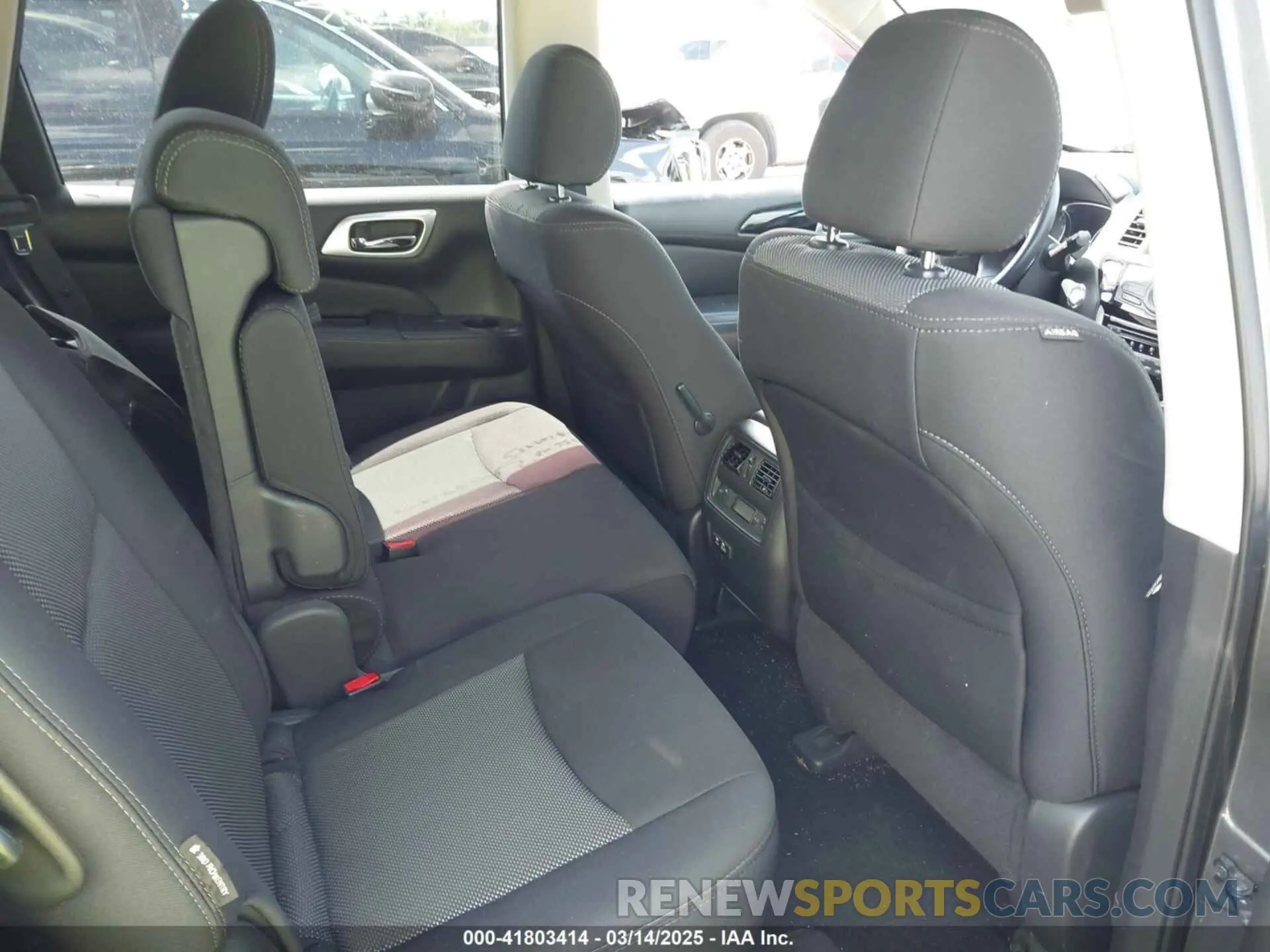 8 Photograph of a damaged car 5N1DR2MN1KC598167 NISSAN PATHFINDER 2019