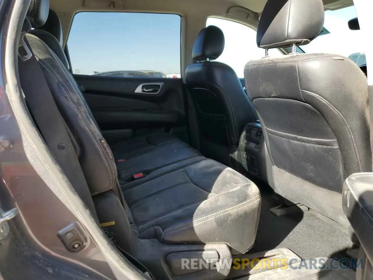 11 Photograph of a damaged car 5N1DR2MN1KC603741 NISSAN PATHFINDER 2019