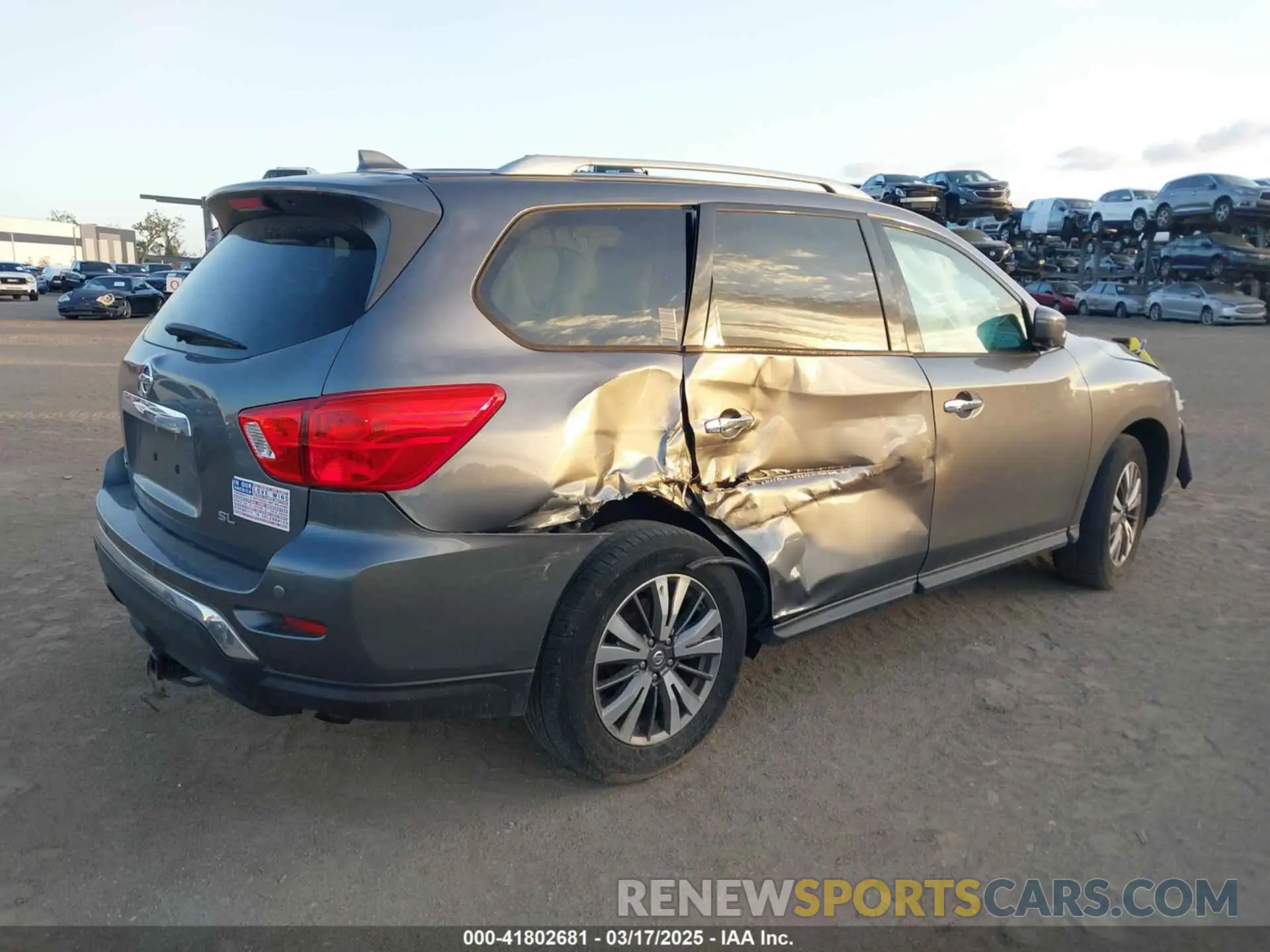 4 Photograph of a damaged car 5N1DR2MN2KC594760 NISSAN PATHFINDER 2019