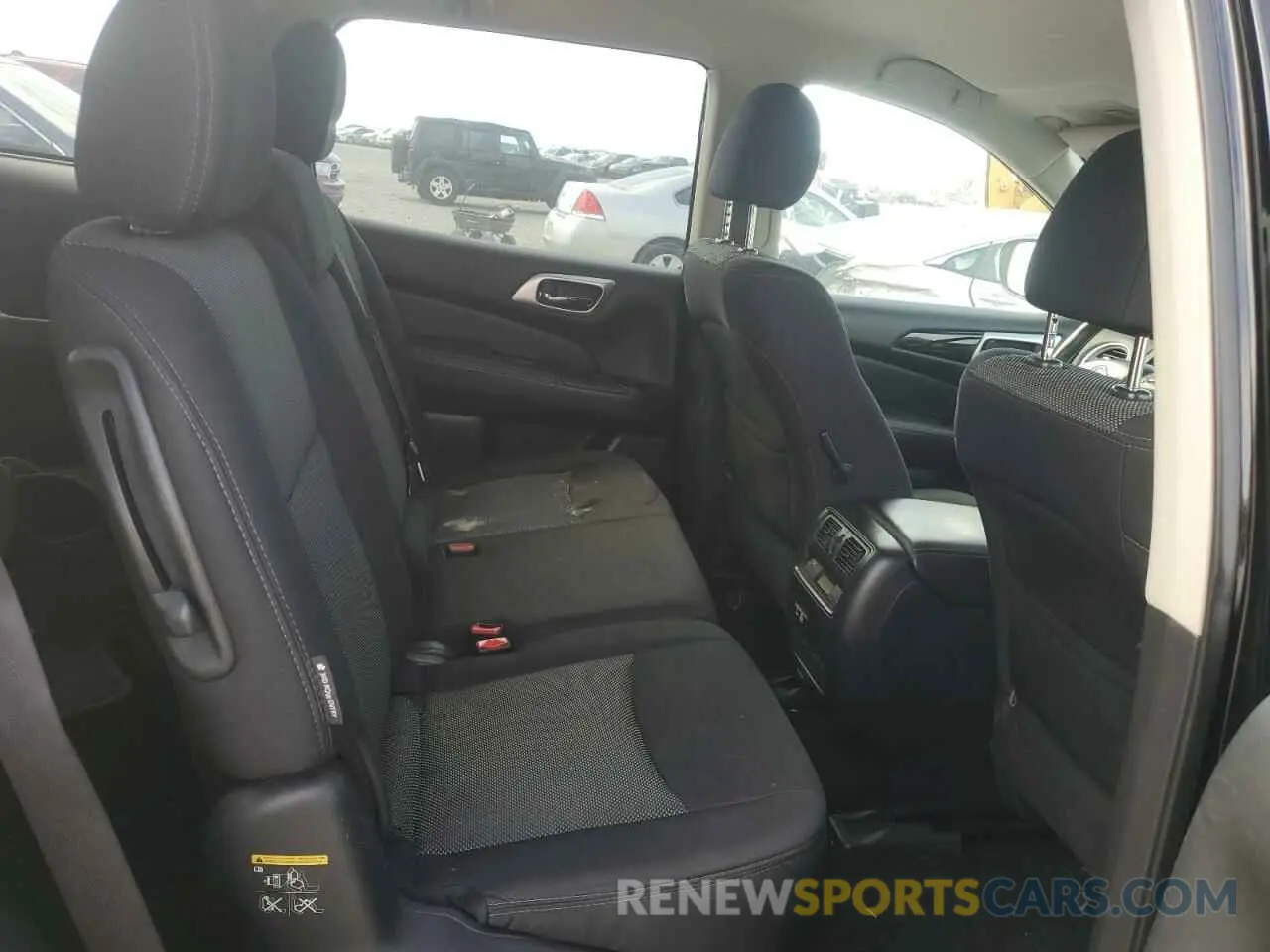 11 Photograph of a damaged car 5N1DR2MN2KC632021 NISSAN PATHFINDER 2019