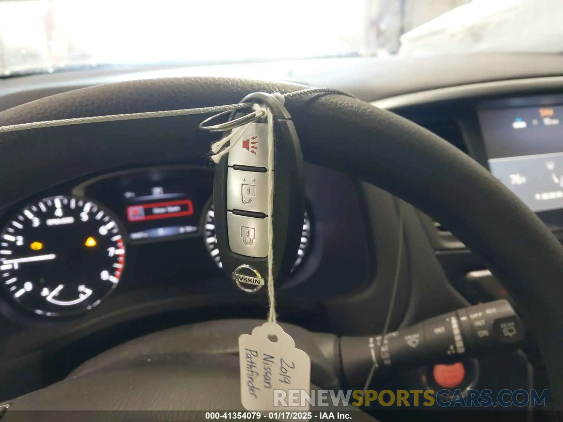 11 Photograph of a damaged car 5N1DR2MN2KC633766 NISSAN PATHFINDER 2019