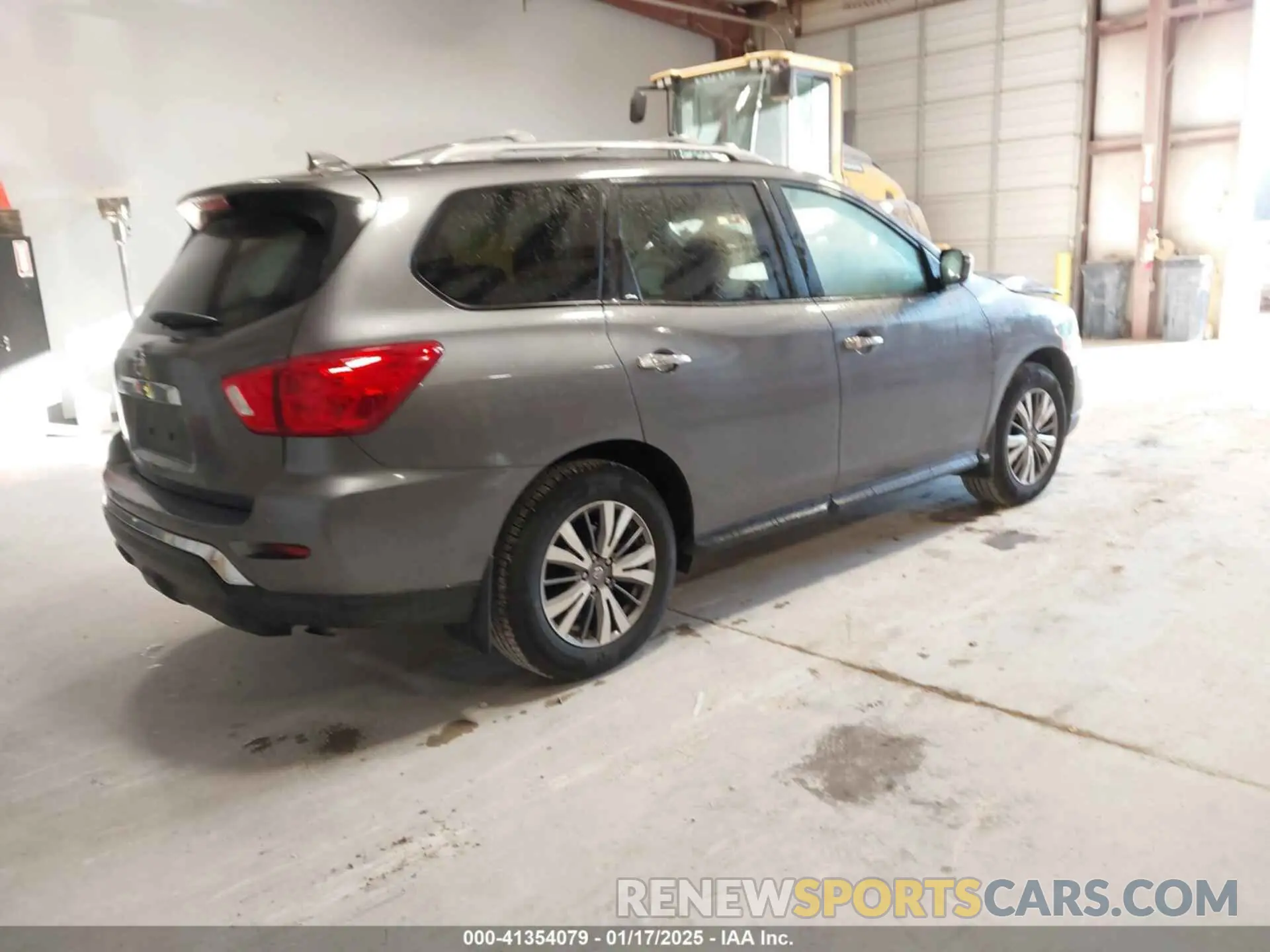 4 Photograph of a damaged car 5N1DR2MN2KC633766 NISSAN PATHFINDER 2019