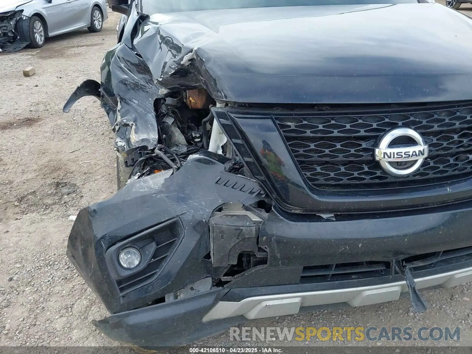 17 Photograph of a damaged car 5N1DR2MN2KC638711 NISSAN PATHFINDER 2019