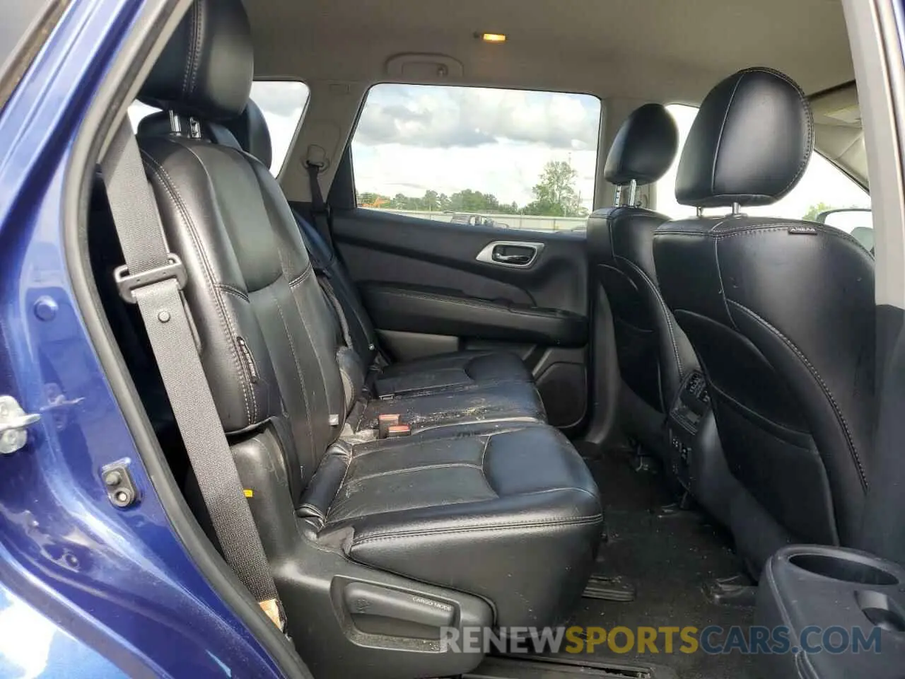 11 Photograph of a damaged car 5N1DR2MN3KC610190 NISSAN PATHFINDER 2019