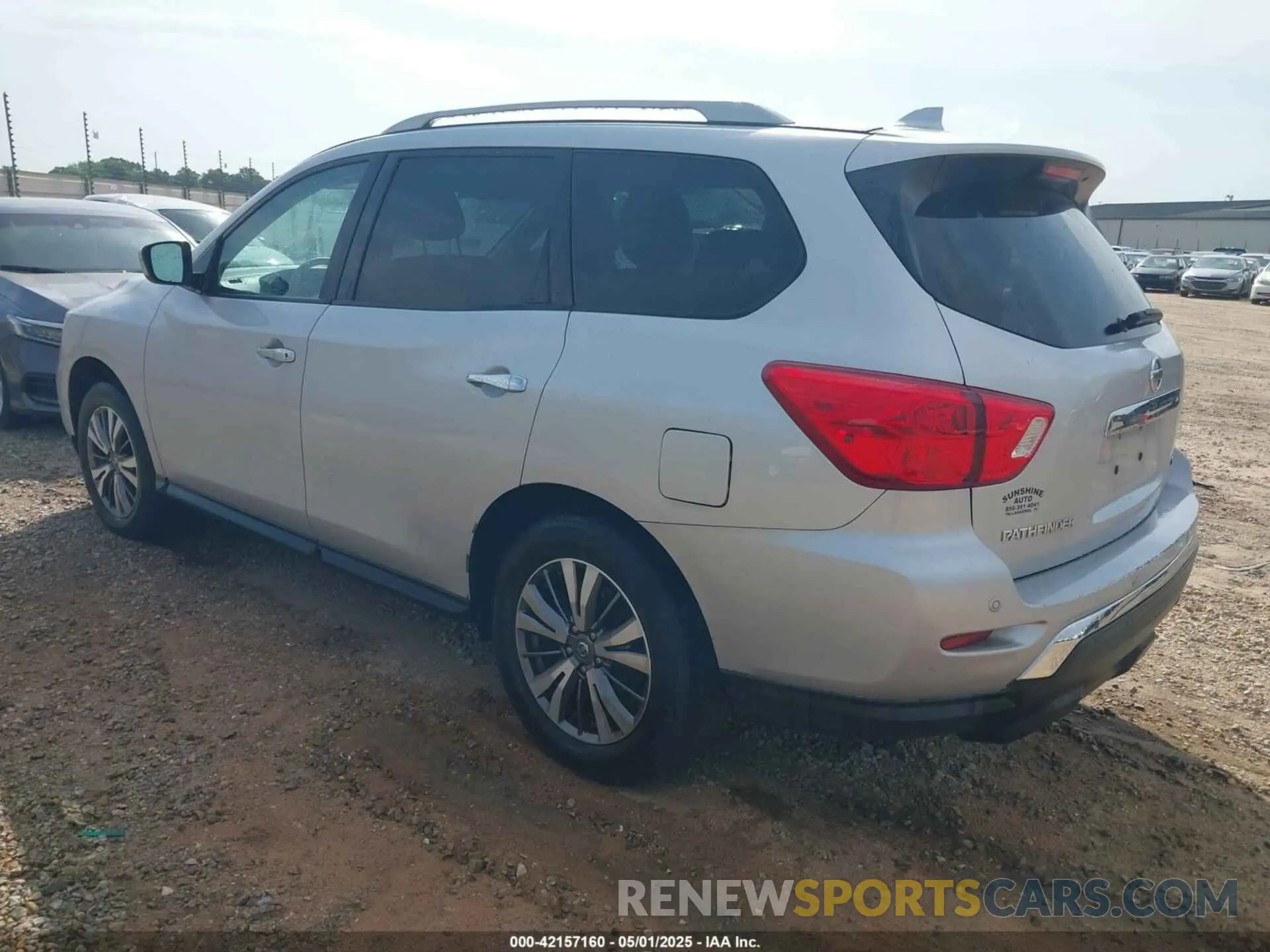 3 Photograph of a damaged car 5N1DR2MN3KC612716 NISSAN PATHFINDER 2019