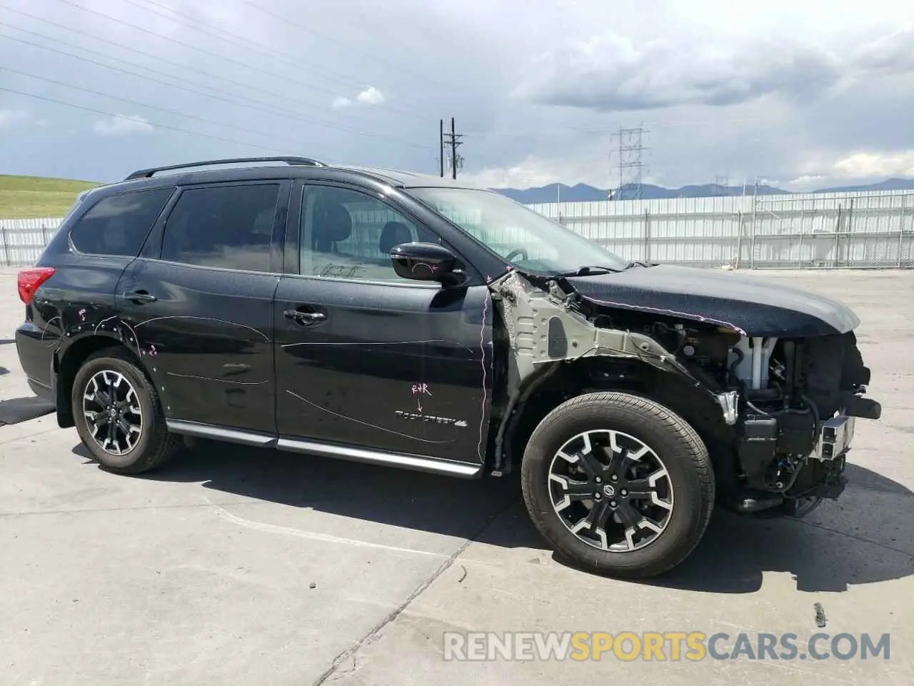 4 Photograph of a damaged car 5N1DR2MN3KC623263 NISSAN PATHFINDER 2019