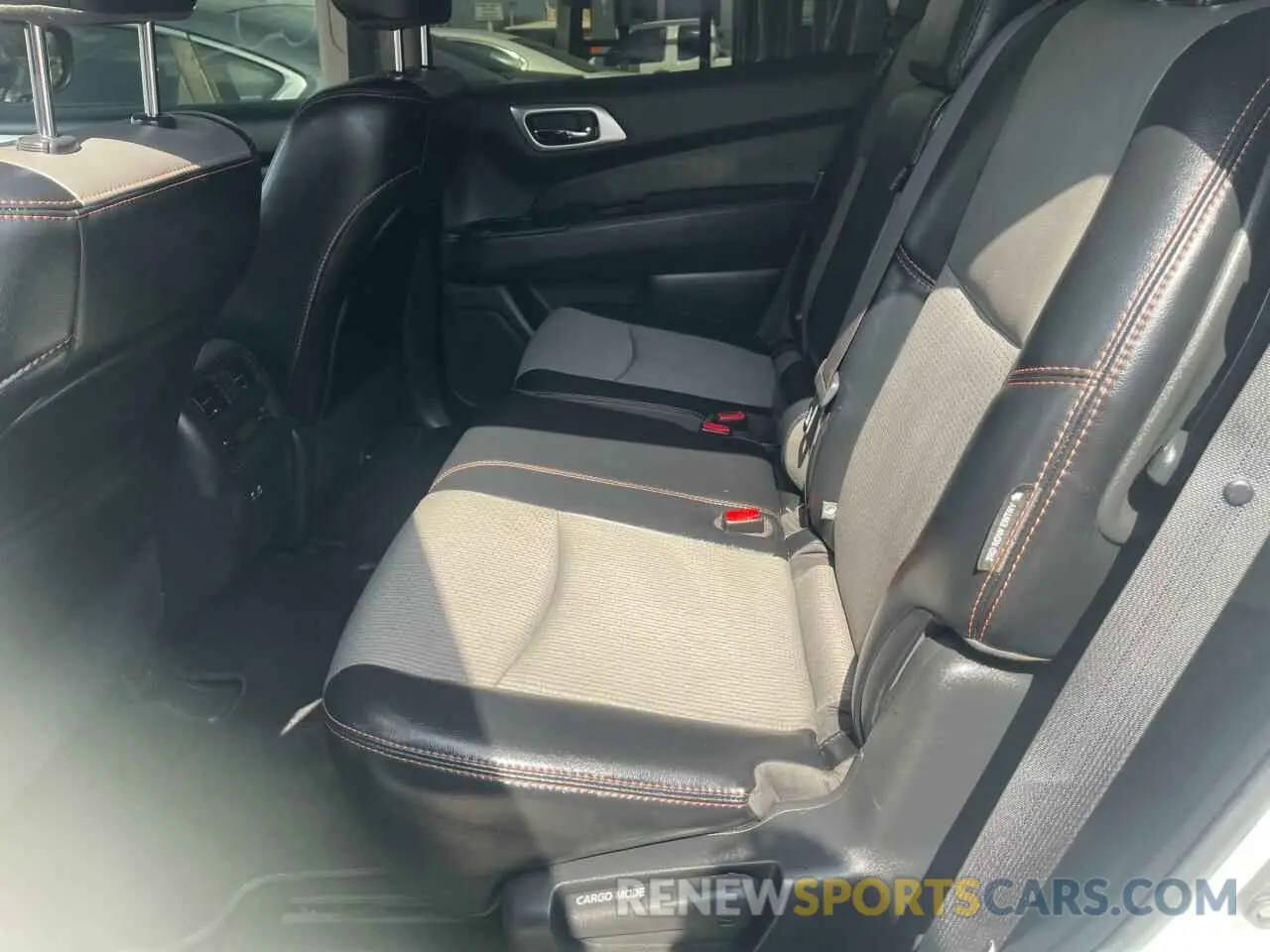 6 Photograph of a damaged car 5N1DR2MN3KC662512 NISSAN PATHFINDER 2019