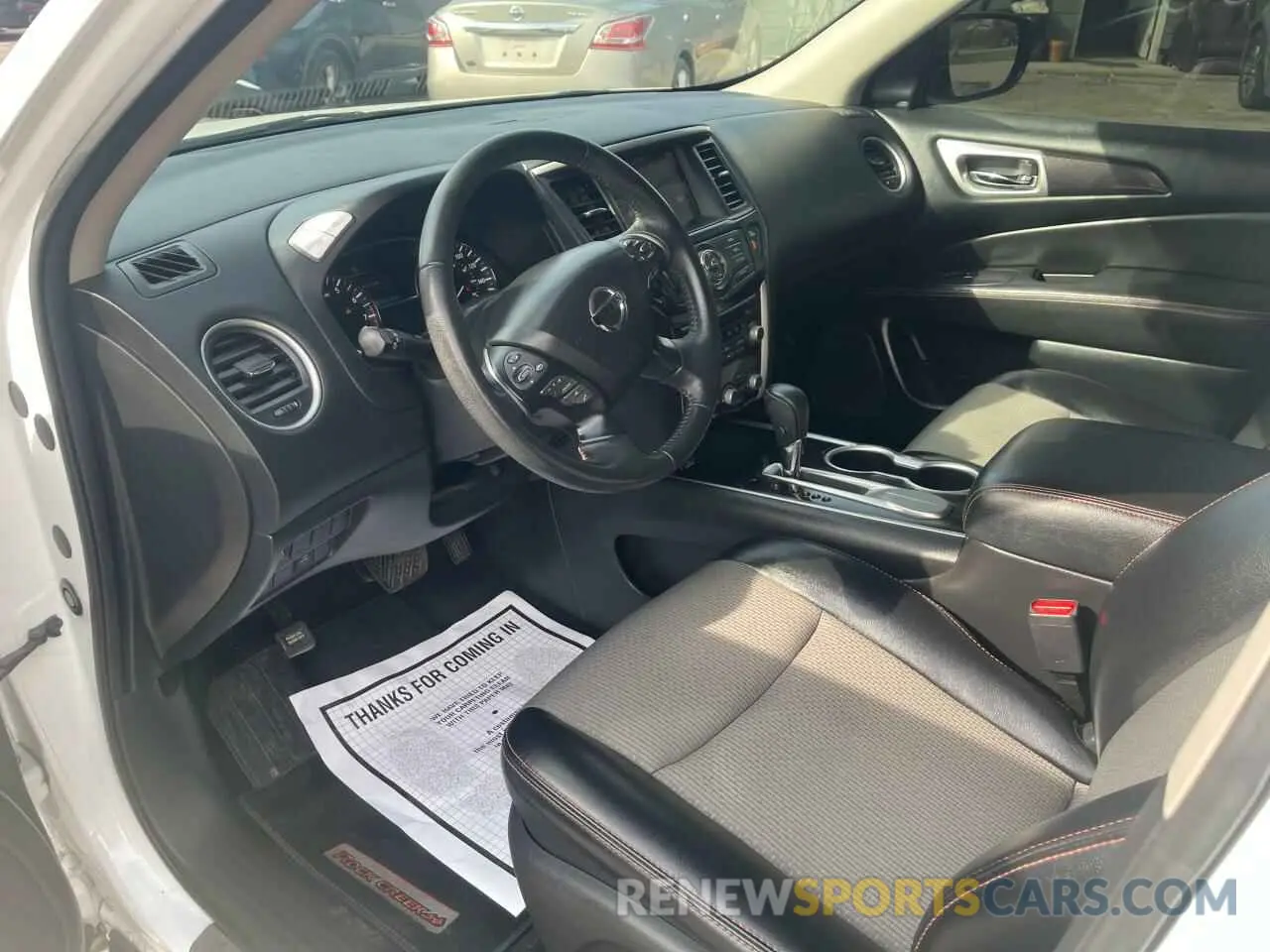 9 Photograph of a damaged car 5N1DR2MN3KC662512 NISSAN PATHFINDER 2019