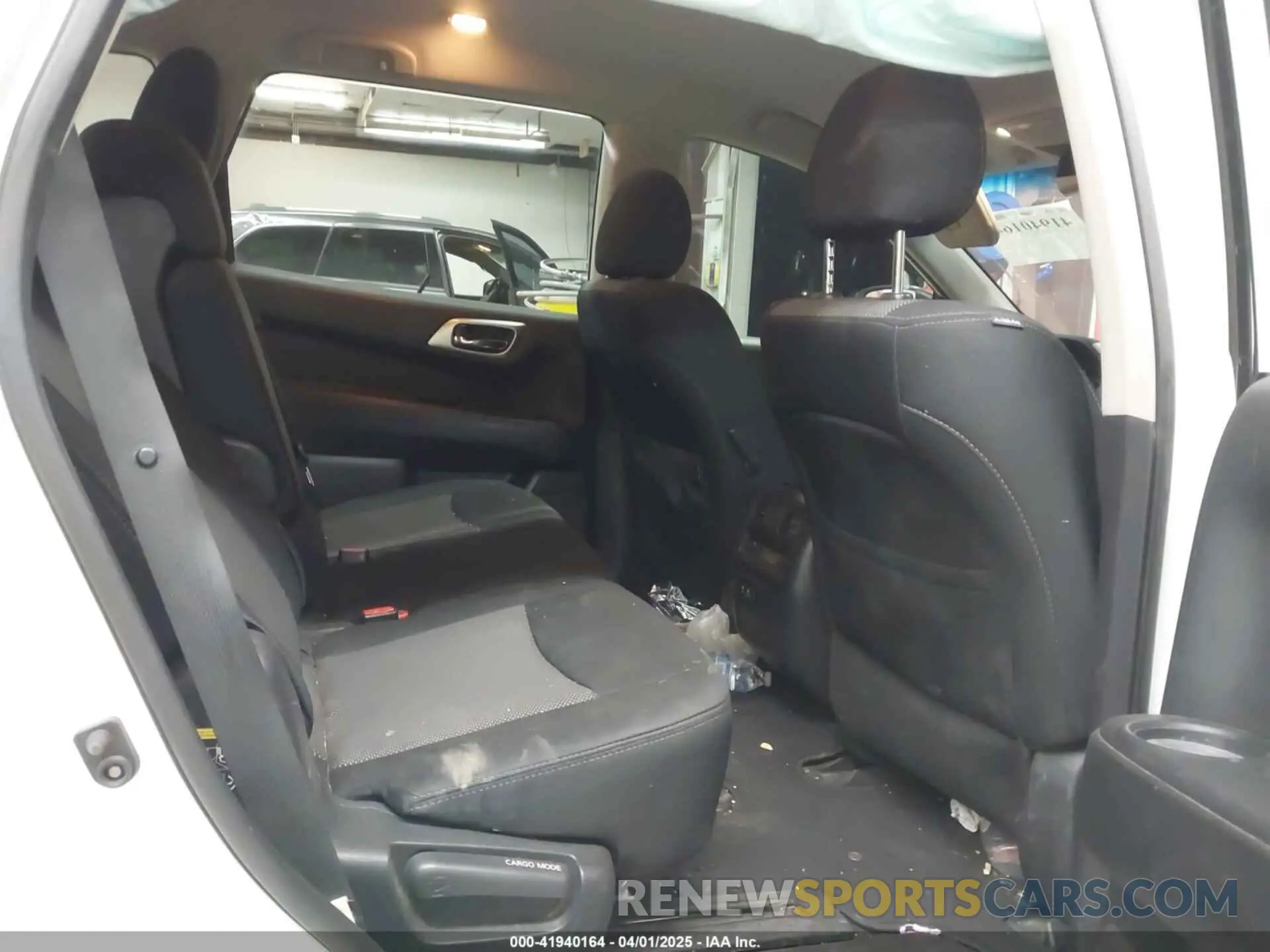 8 Photograph of a damaged car 5N1DR2MN4KC597241 NISSAN PATHFINDER 2019