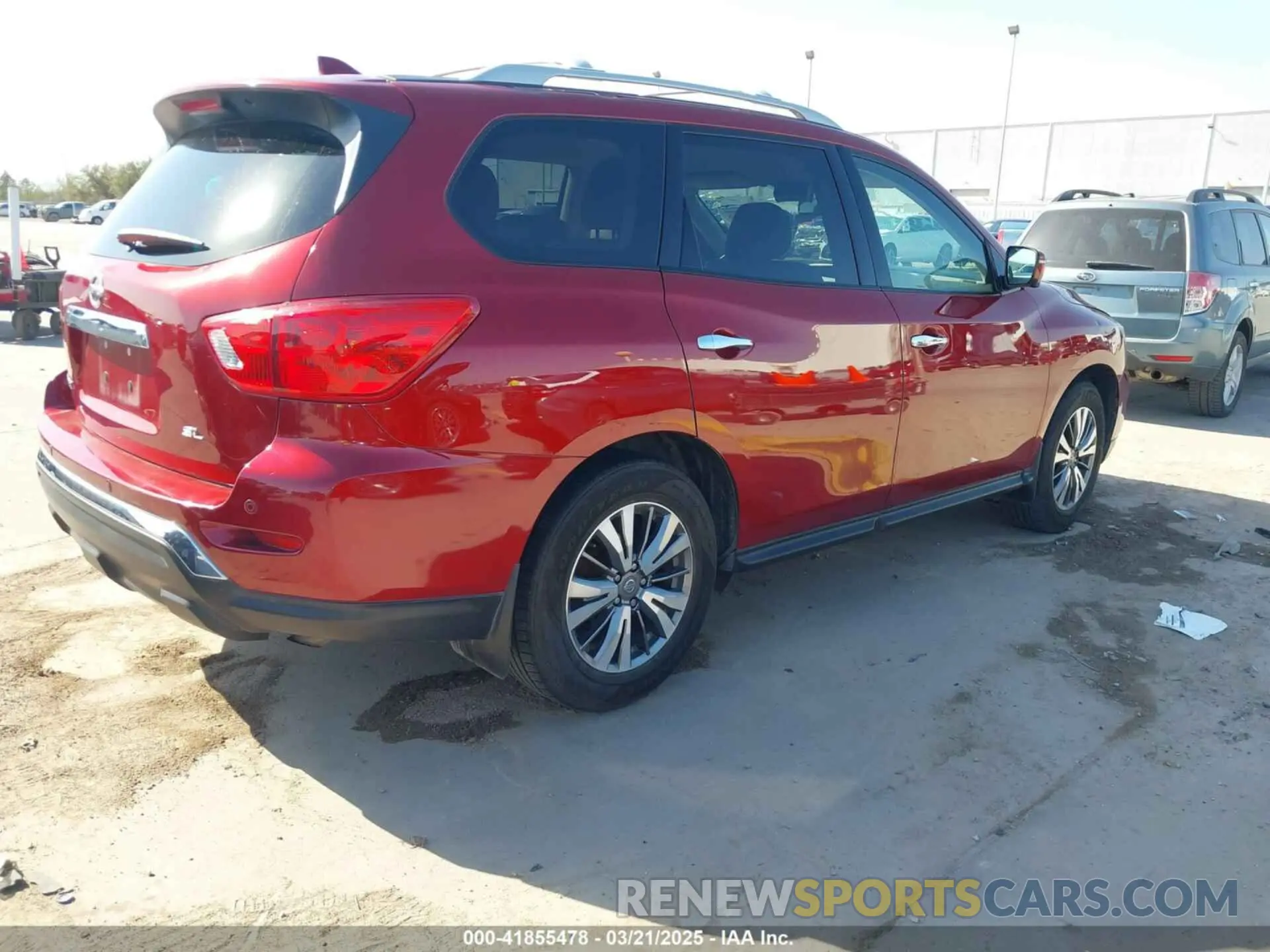 4 Photograph of a damaged car 5N1DR2MN5KC614774 NISSAN PATHFINDER 2019