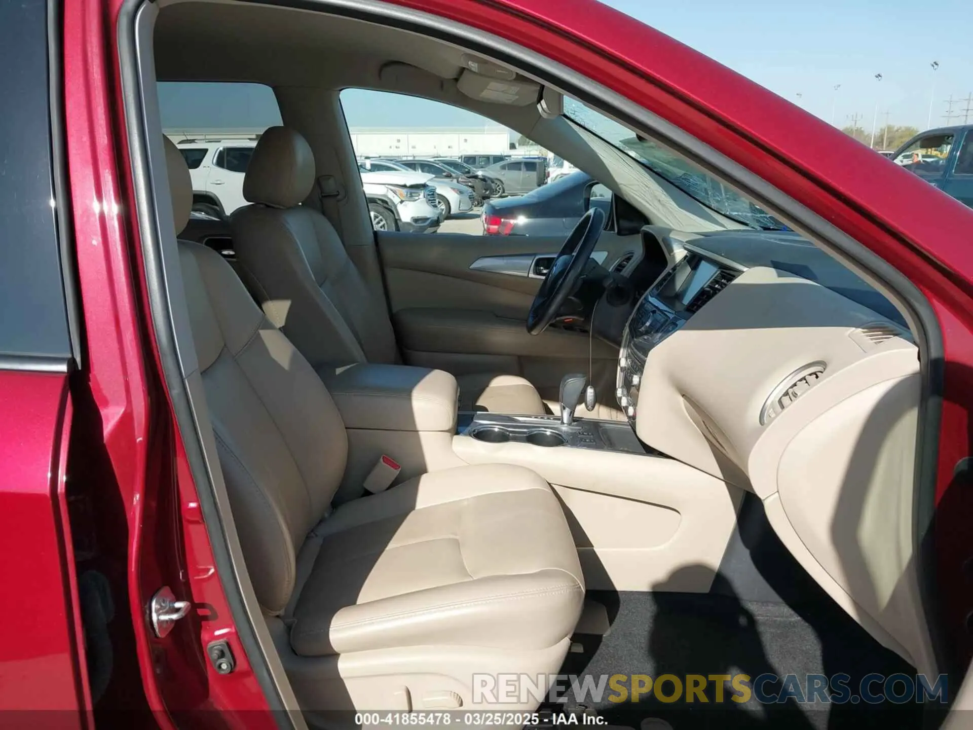 5 Photograph of a damaged car 5N1DR2MN5KC614774 NISSAN PATHFINDER 2019