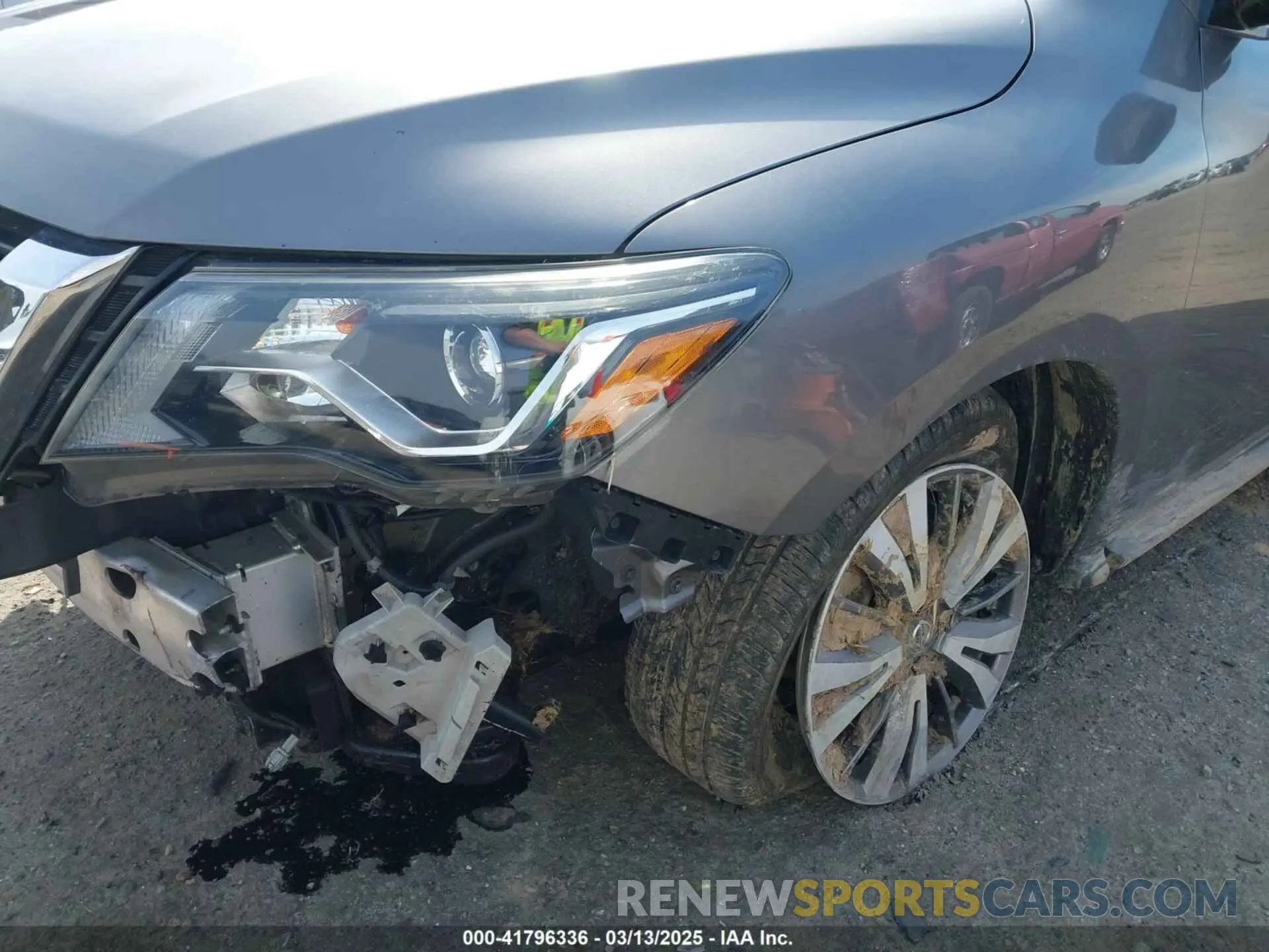 18 Photograph of a damaged car 5N1DR2MN5KC642848 NISSAN PATHFINDER 2019