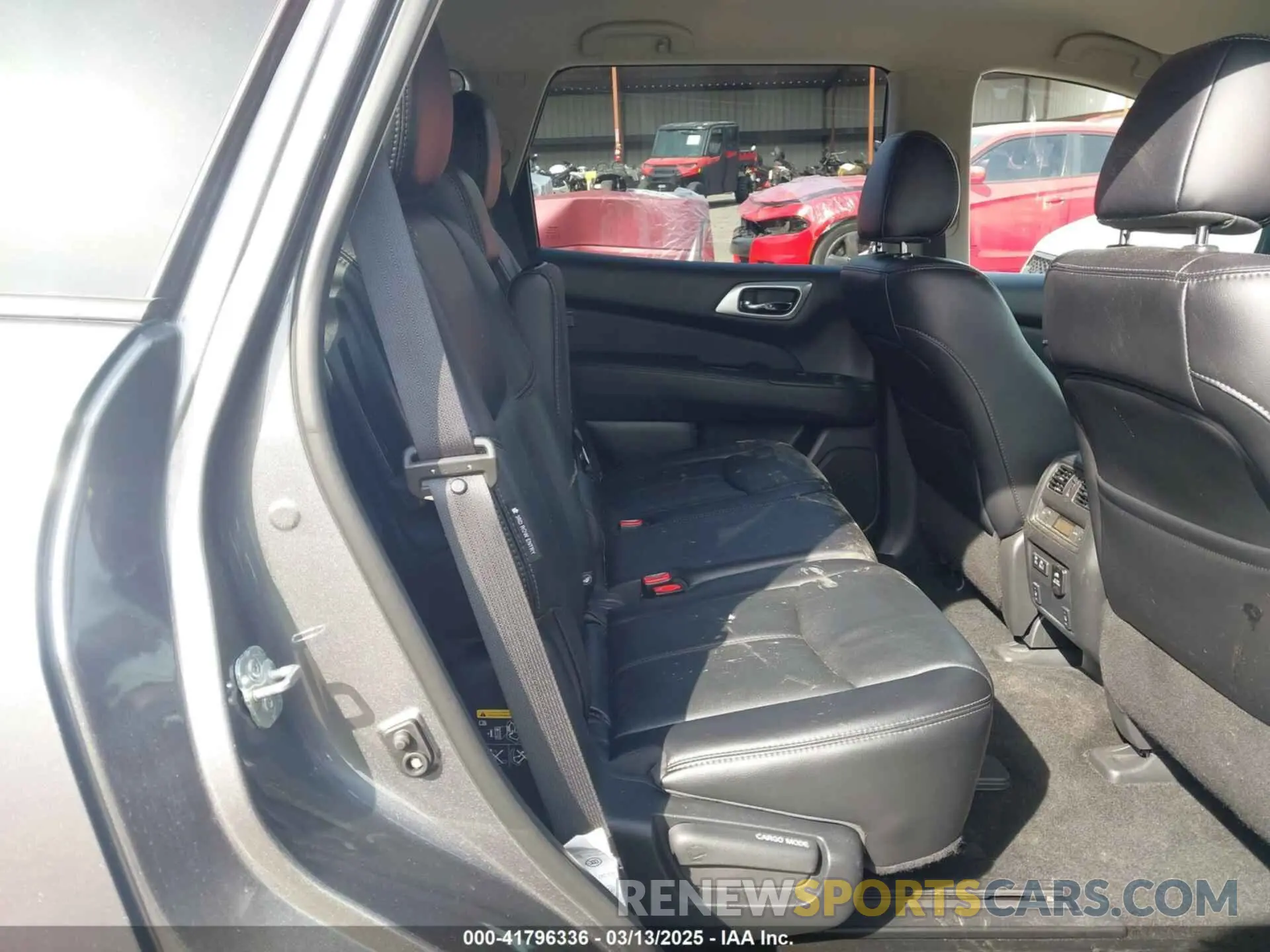 8 Photograph of a damaged car 5N1DR2MN5KC642848 NISSAN PATHFINDER 2019