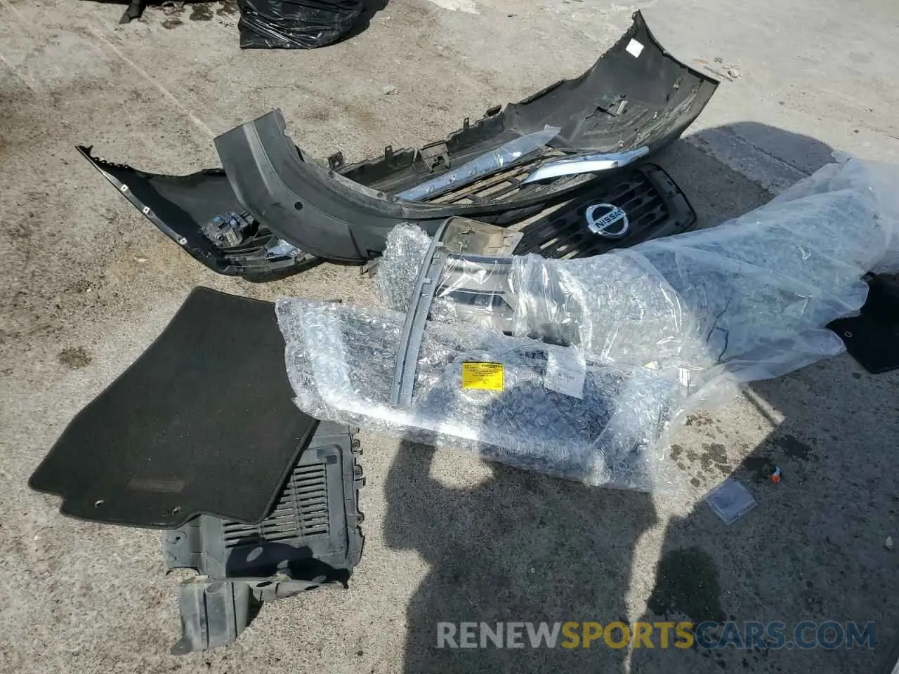13 Photograph of a damaged car 5N1DR2MN6KC588508 NISSAN PATHFINDER 2019