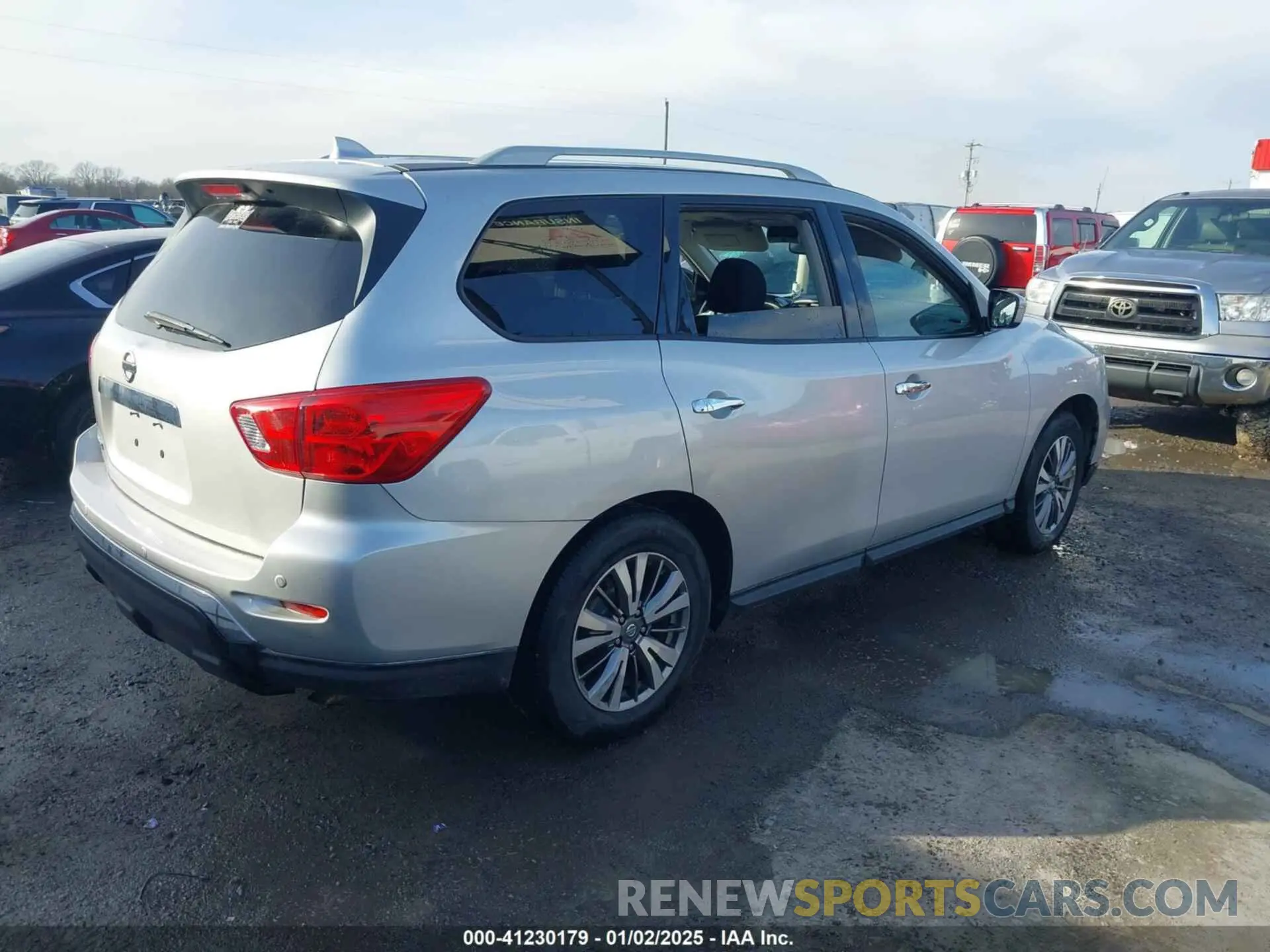 4 Photograph of a damaged car 5N1DR2MN6KC606358 NISSAN PATHFINDER 2019