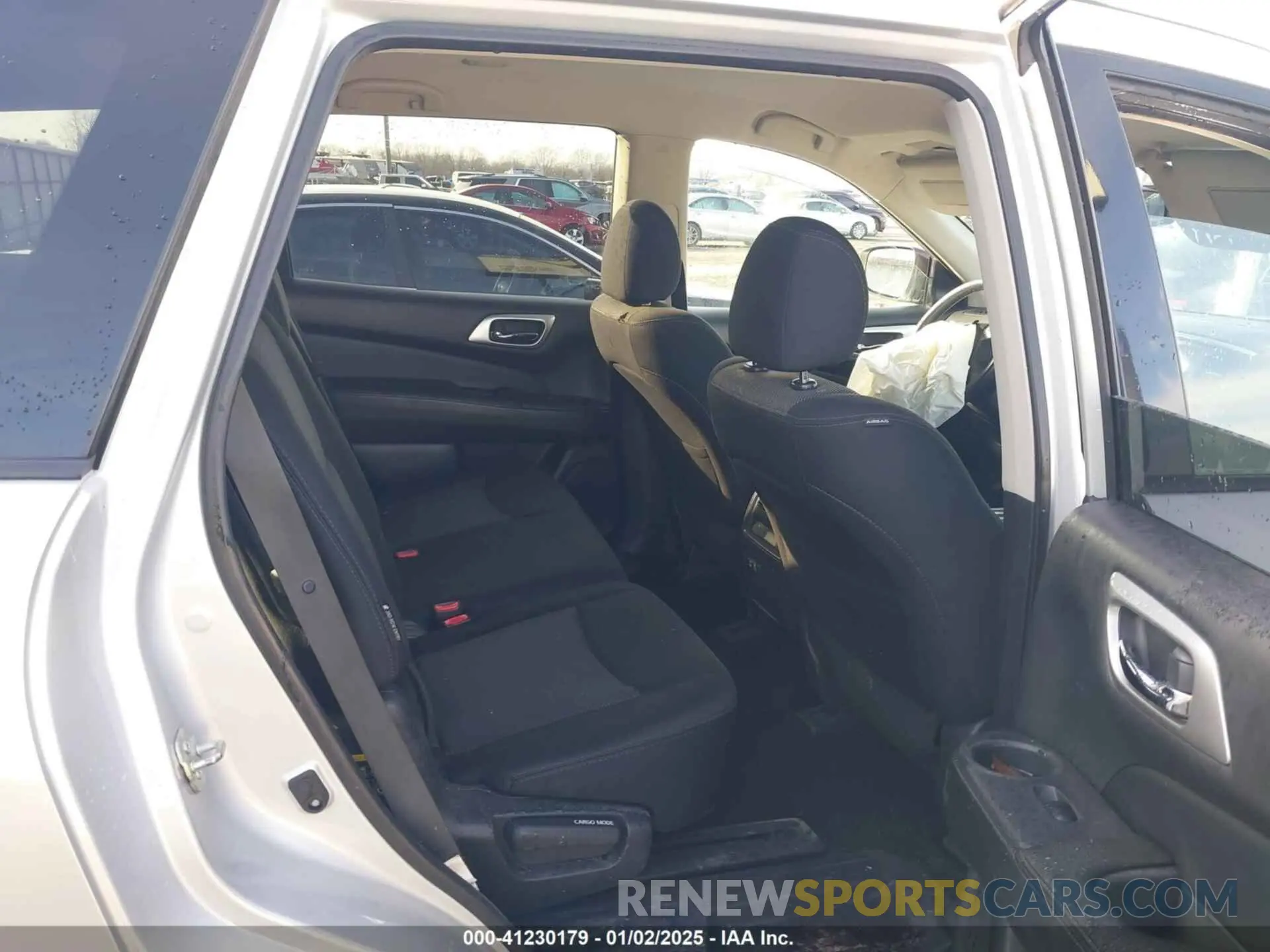 8 Photograph of a damaged car 5N1DR2MN6KC606358 NISSAN PATHFINDER 2019