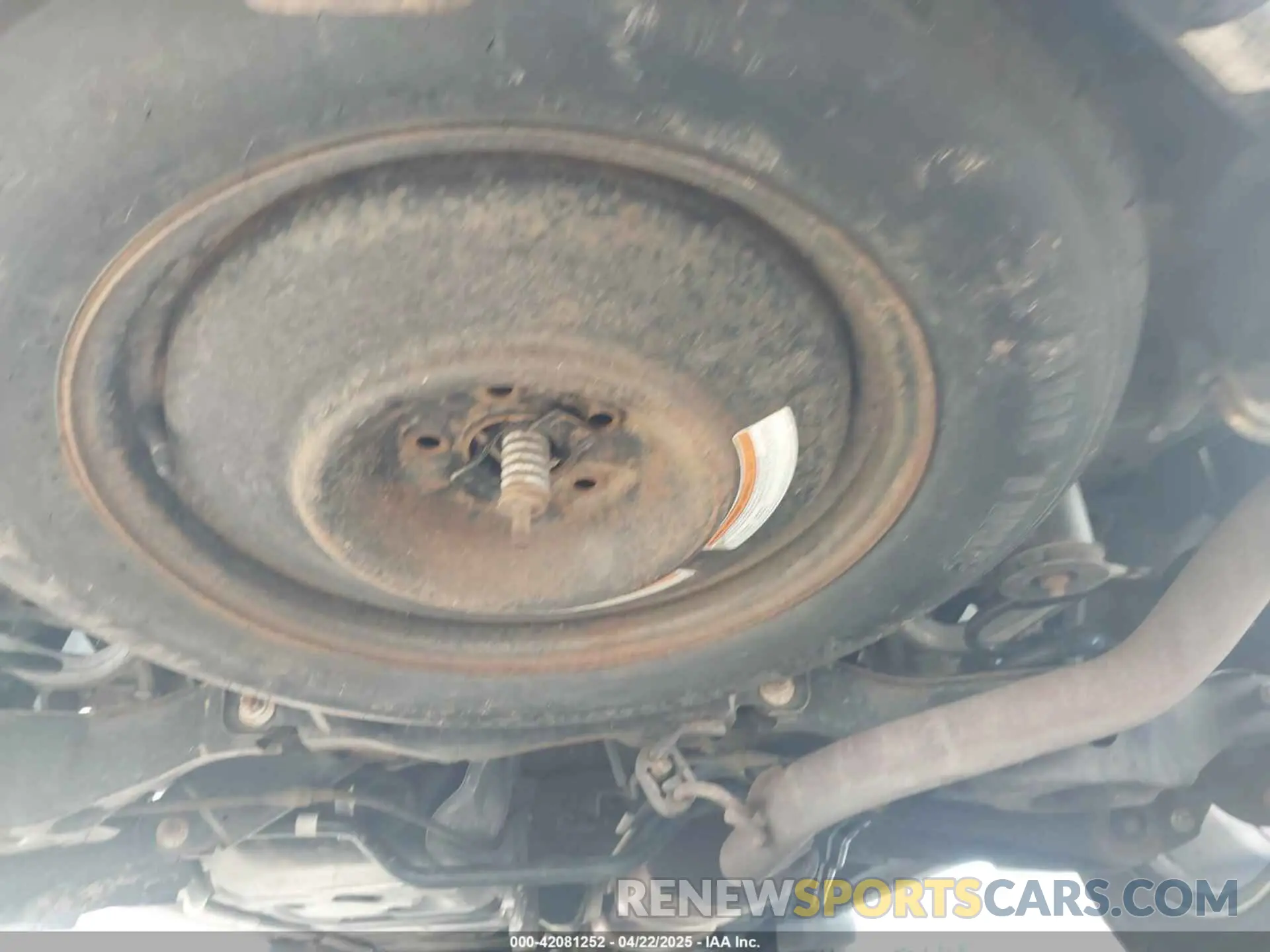 6 Photograph of a damaged car 5N1DR2MN6KC630742 NISSAN PATHFINDER 2019