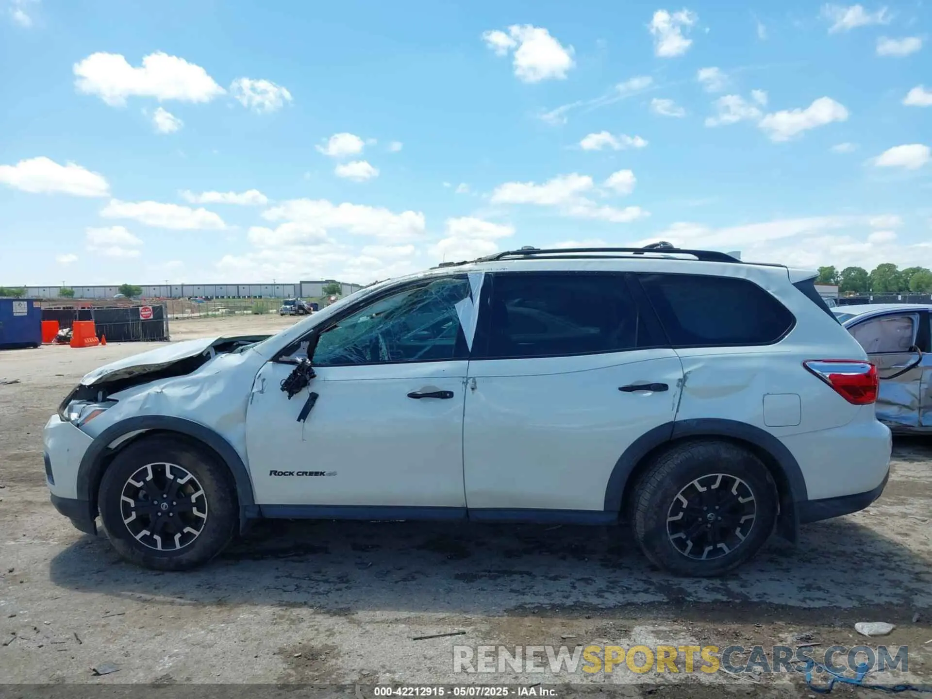 13 Photograph of a damaged car 5N1DR2MN6KC649761 NISSAN PATHFINDER 2019