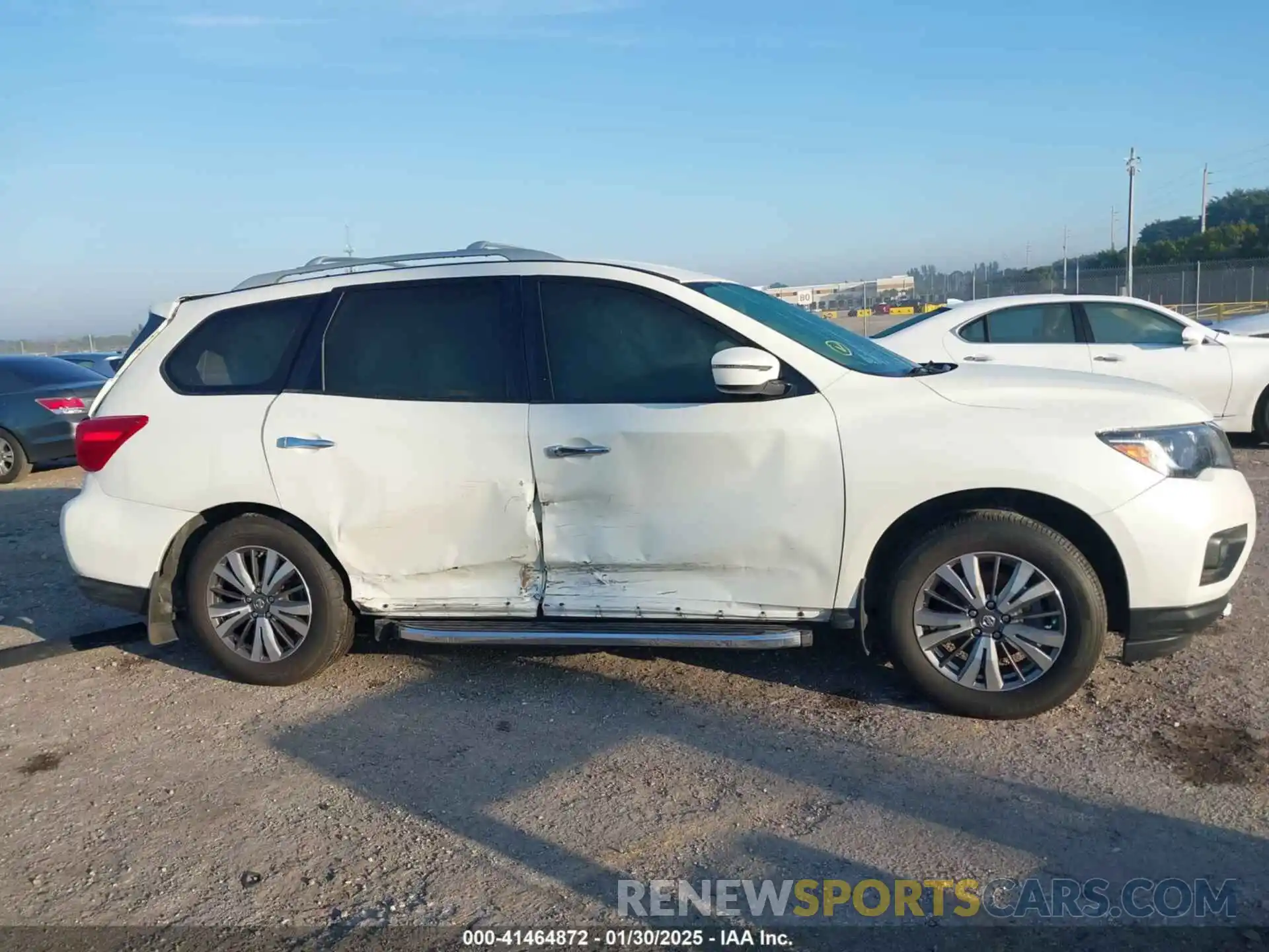 13 Photograph of a damaged car 5N1DR2MN7KC582944 NISSAN PATHFINDER 2019