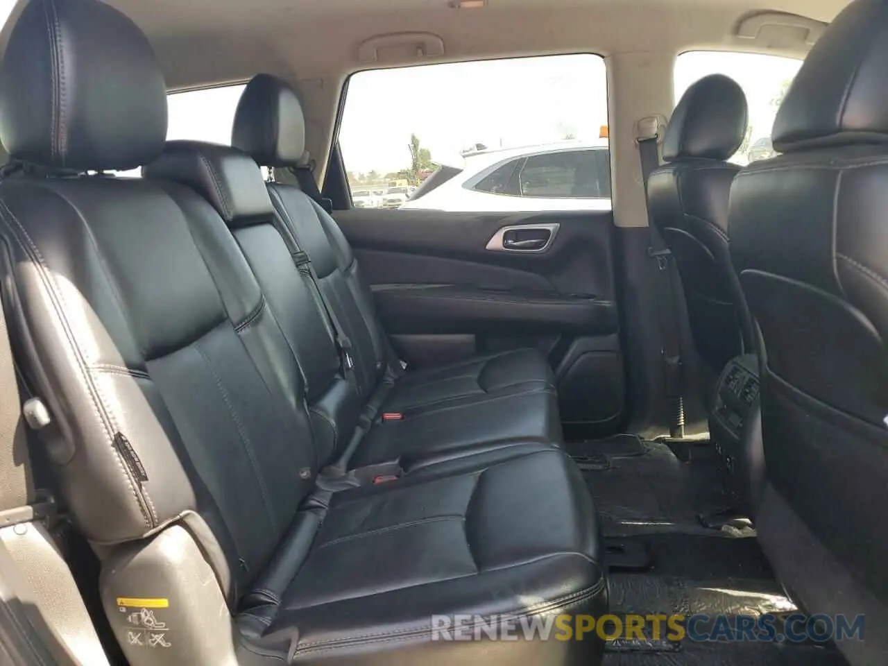 11 Photograph of a damaged car 5N1DR2MN7KC608944 NISSAN PATHFINDER 2019