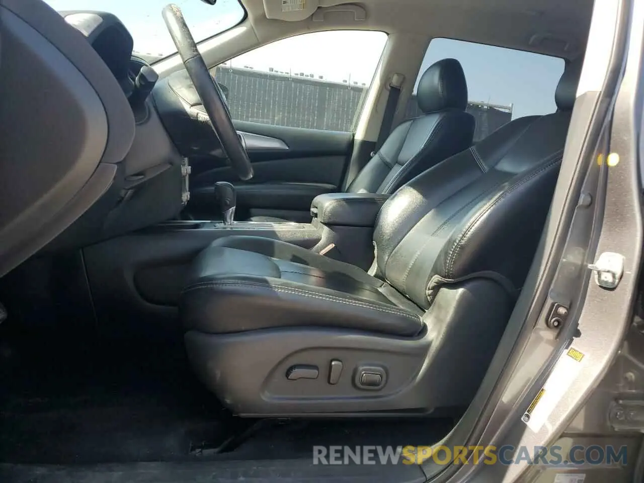 7 Photograph of a damaged car 5N1DR2MN7KC608944 NISSAN PATHFINDER 2019