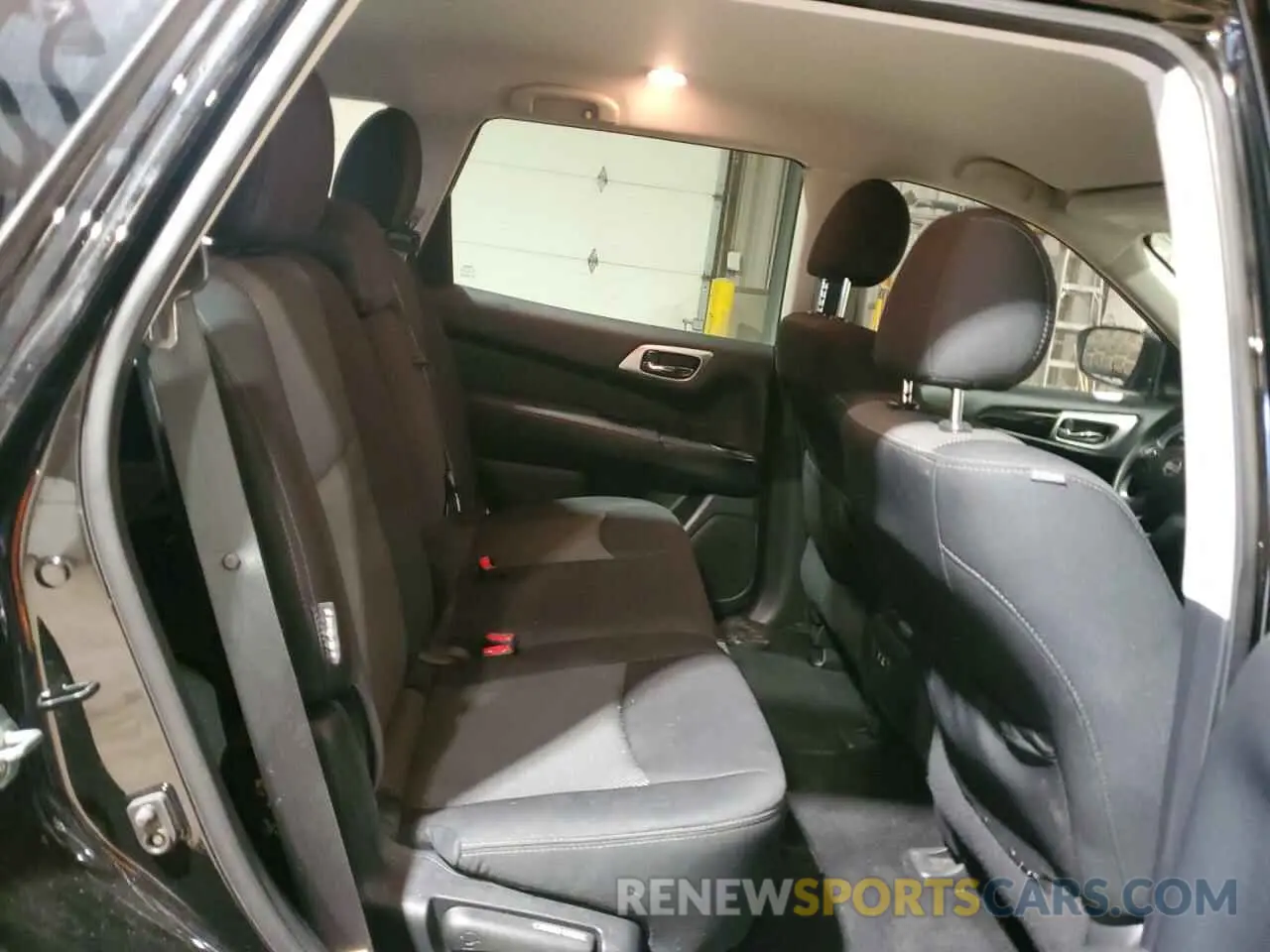 11 Photograph of a damaged car 5N1DR2MN7KC630541 NISSAN PATHFINDER 2019