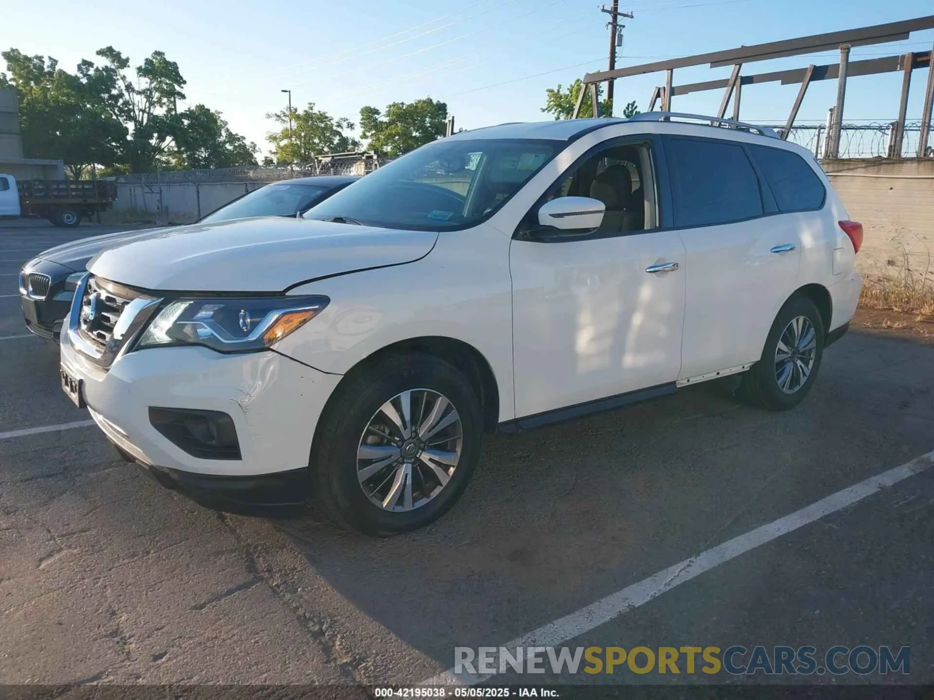 2 Photograph of a damaged car 5N1DR2MN7KC634136 NISSAN PATHFINDER 2019