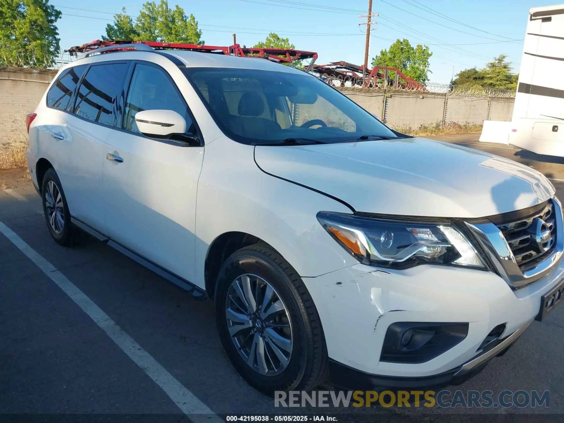 6 Photograph of a damaged car 5N1DR2MN7KC634136 NISSAN PATHFINDER 2019