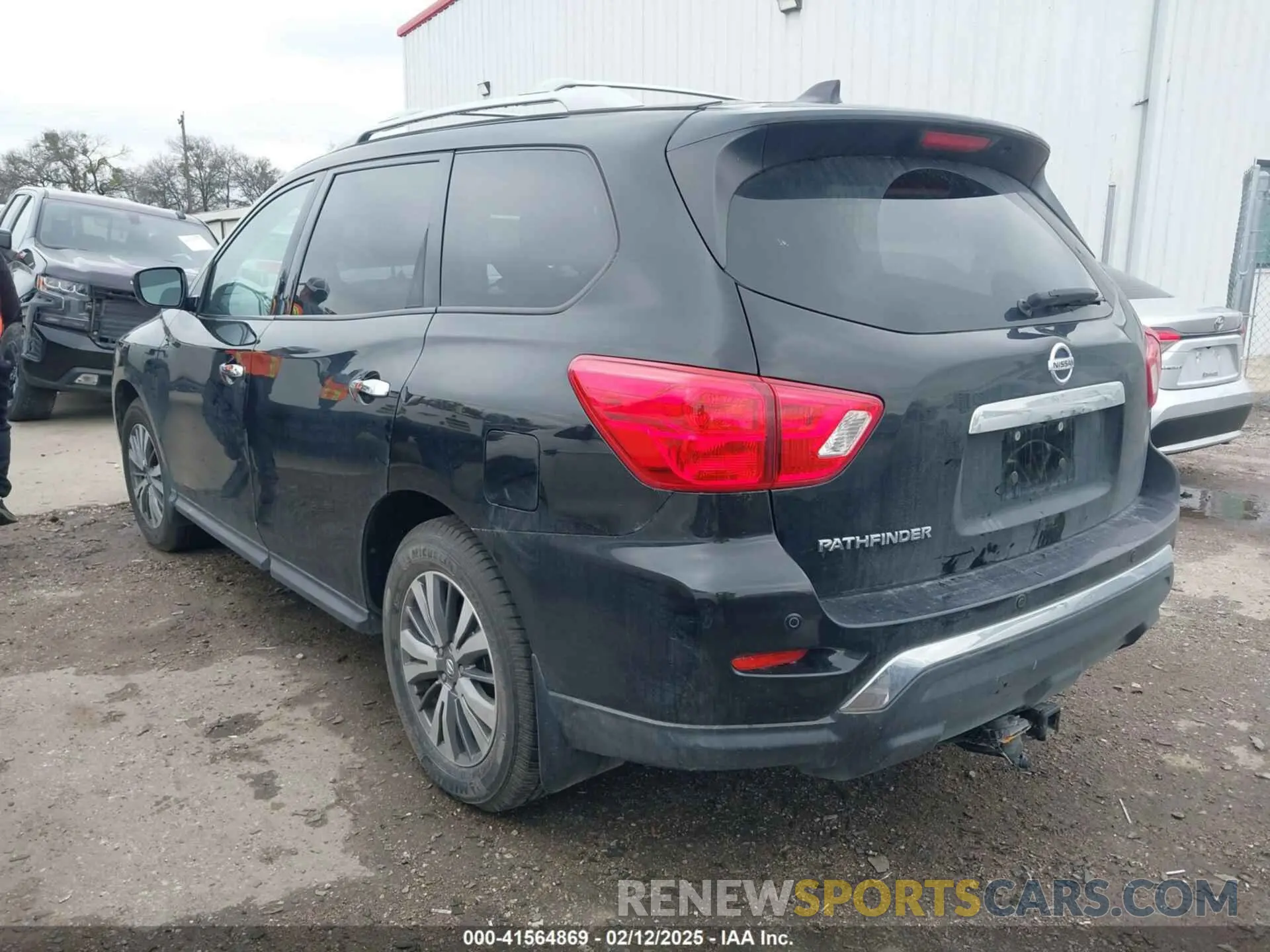 3 Photograph of a damaged car 5N1DR2MN7KC635691 NISSAN PATHFINDER 2019