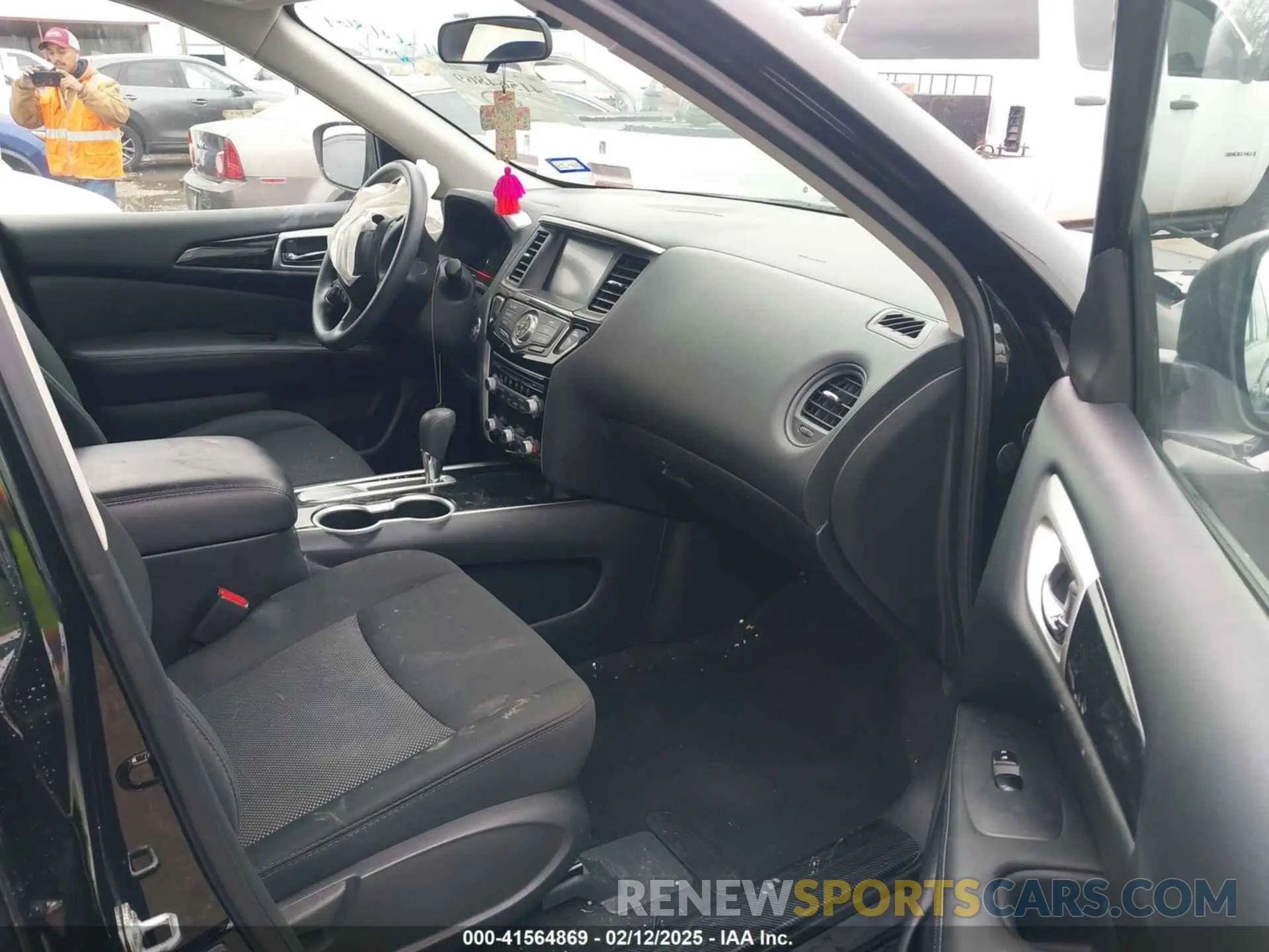 5 Photograph of a damaged car 5N1DR2MN7KC635691 NISSAN PATHFINDER 2019
