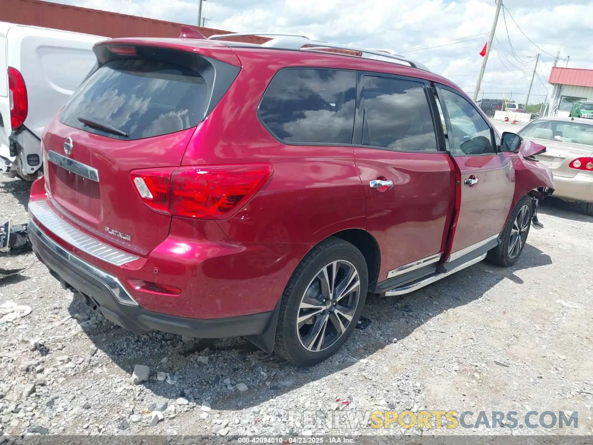 4 Photograph of a damaged car 5N1DR2MN7KC636291 NISSAN PATHFINDER 2019