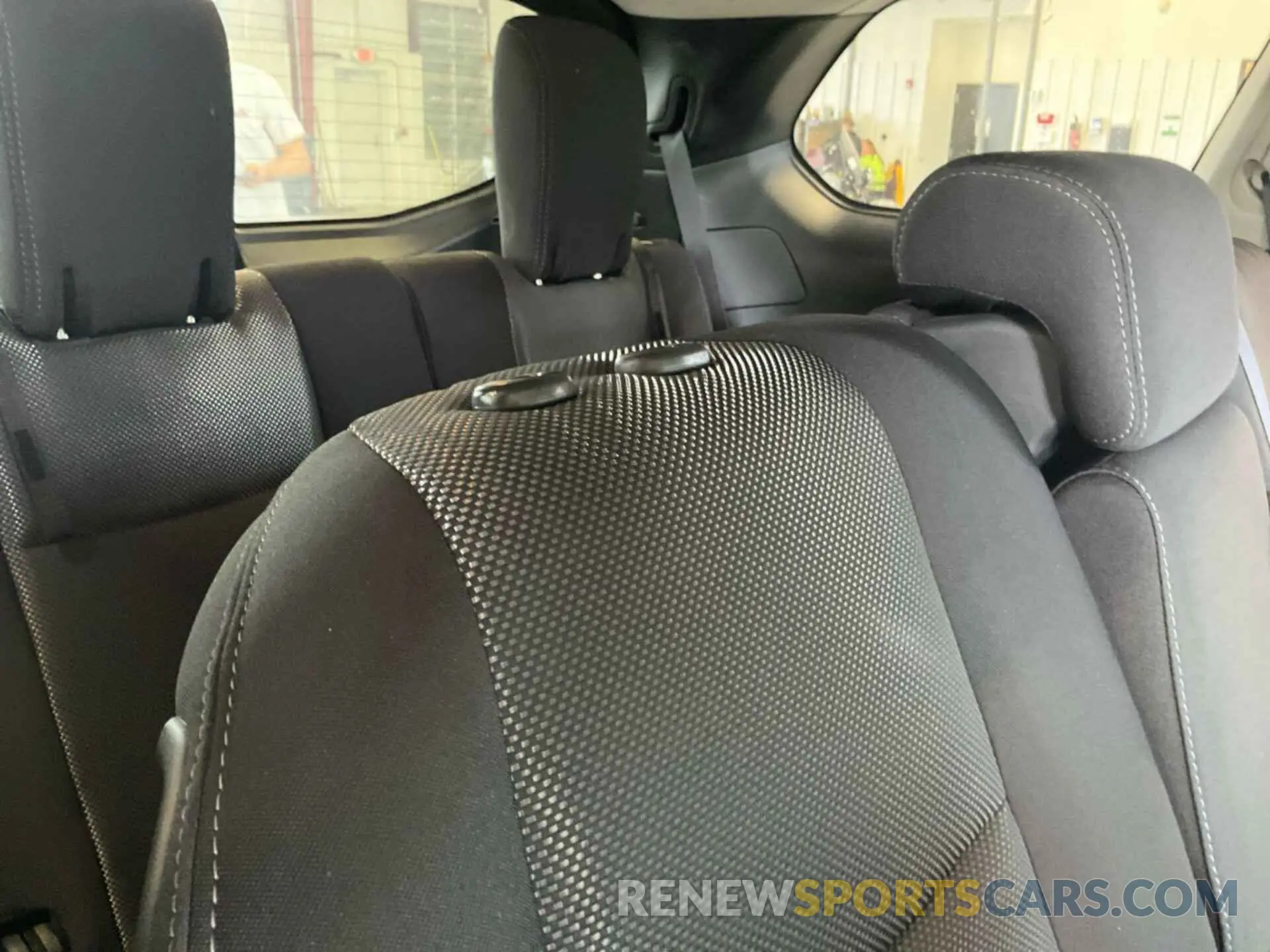 1 Photograph of a damaged car 5N1DR2MN7KC640177 NISSAN PATHFINDER 2019
