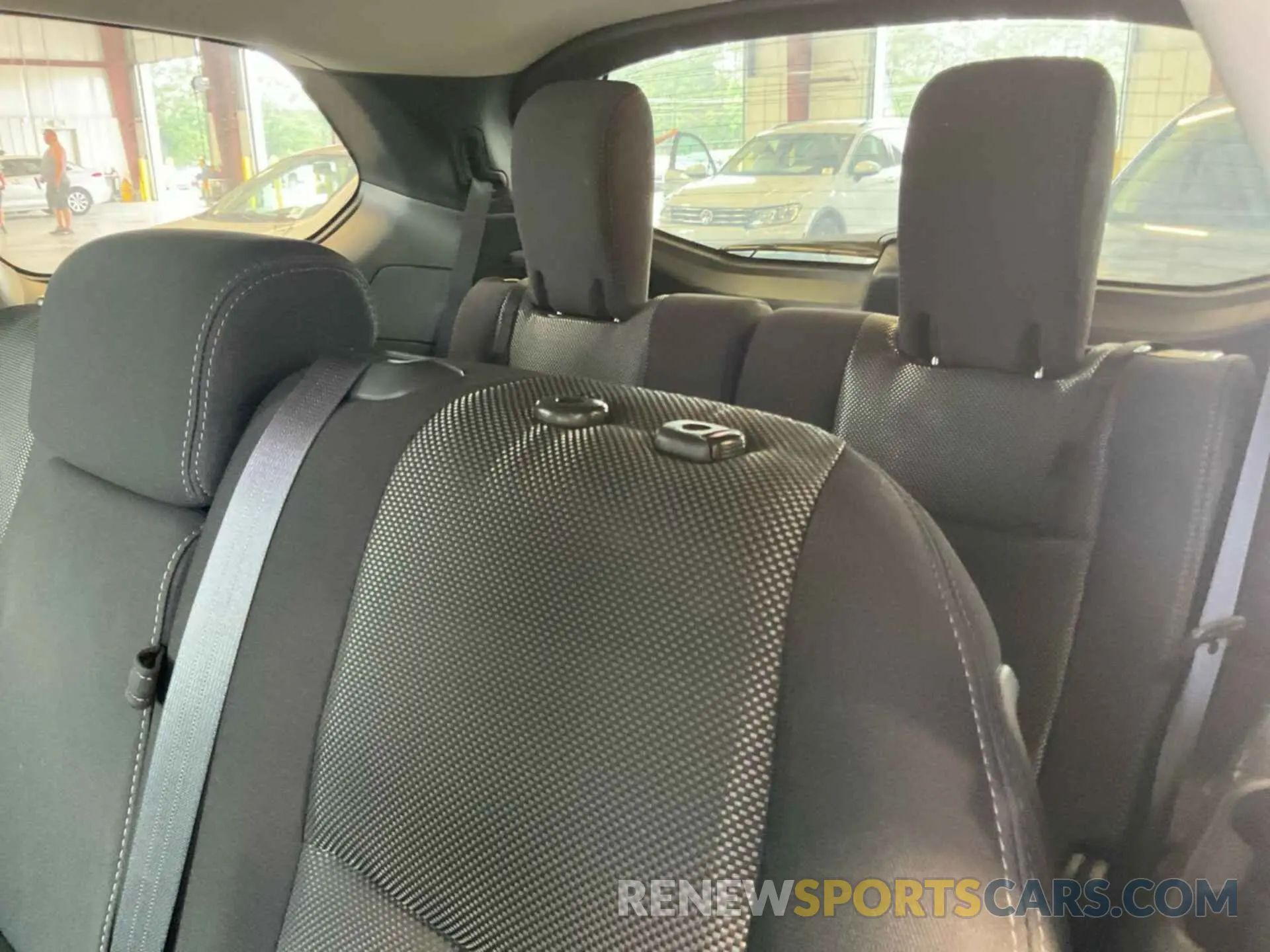 6 Photograph of a damaged car 5N1DR2MN7KC640177 NISSAN PATHFINDER 2019