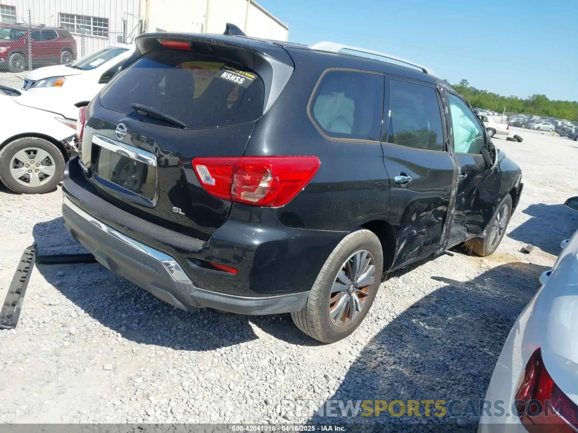 4 Photograph of a damaged car 5N1DR2MN8KC617197 NISSAN PATHFINDER 2019