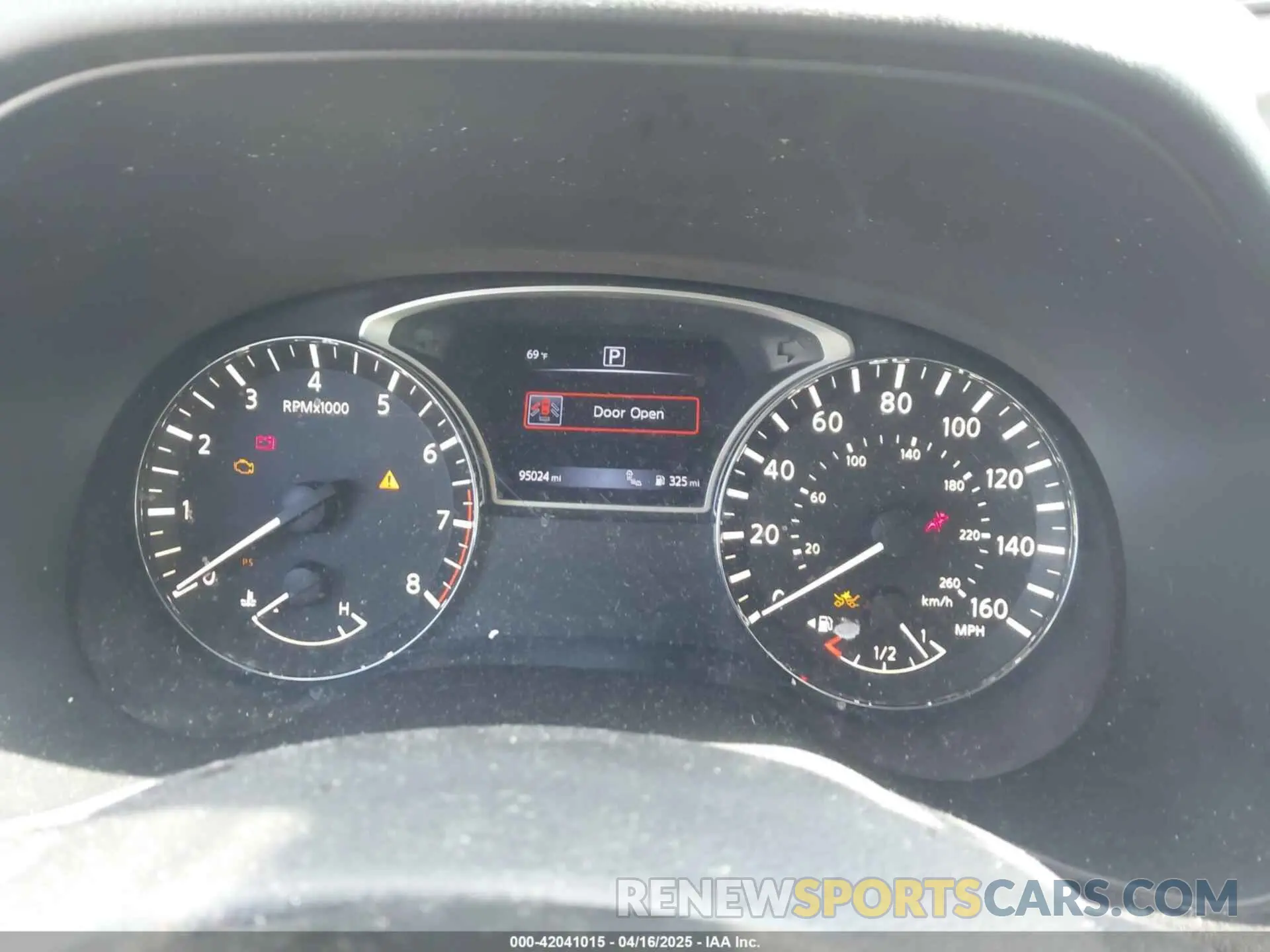 7 Photograph of a damaged car 5N1DR2MN8KC617197 NISSAN PATHFINDER 2019