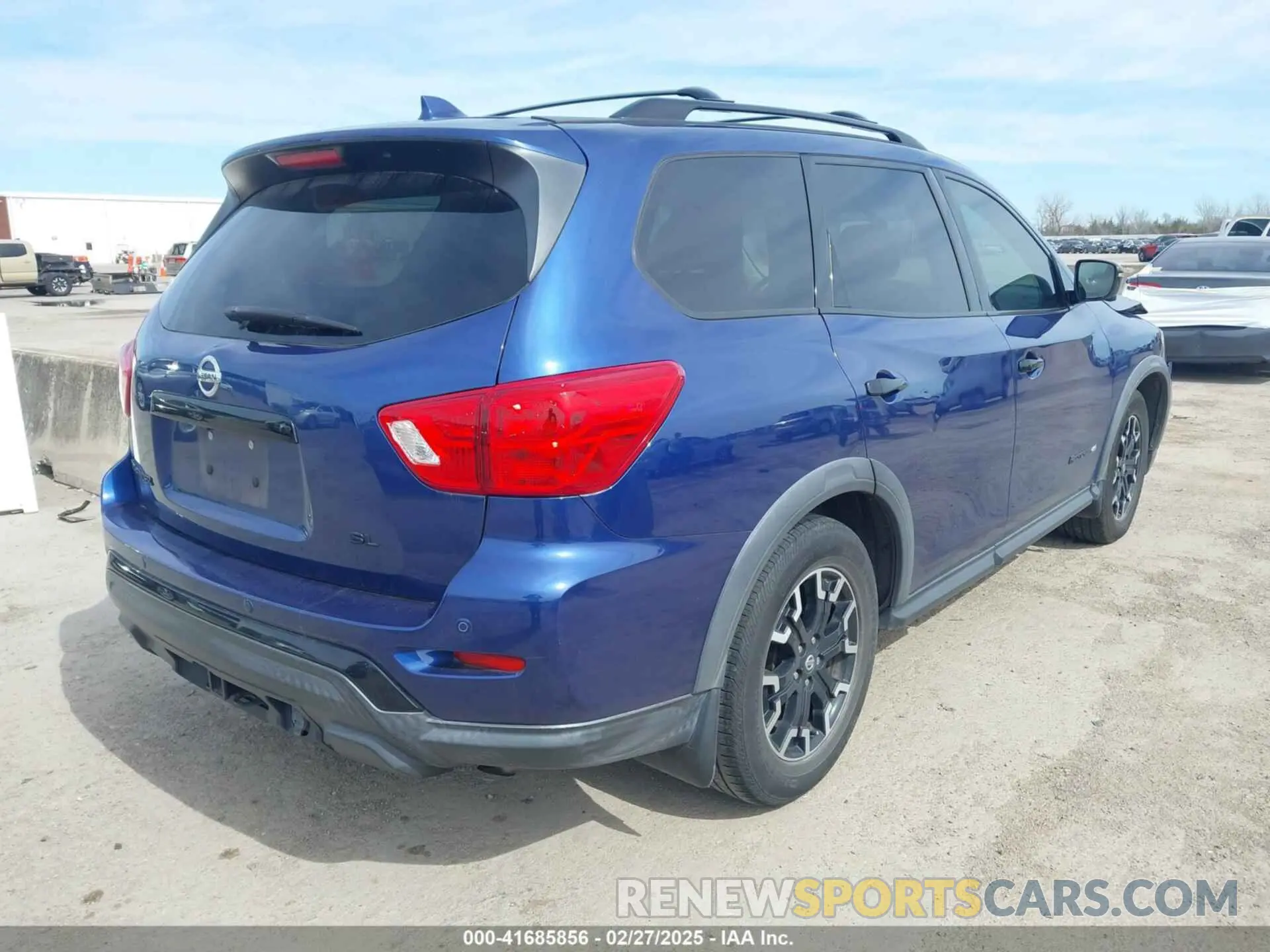4 Photograph of a damaged car 5N1DR2MN8KC623825 NISSAN PATHFINDER 2019