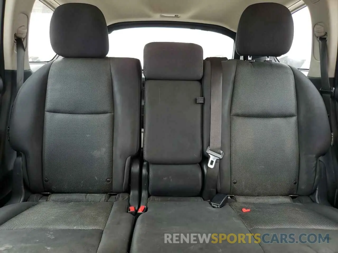 10 Photograph of a damaged car 5N1DR2MN9KC579849 NISSAN PATHFINDER 2019