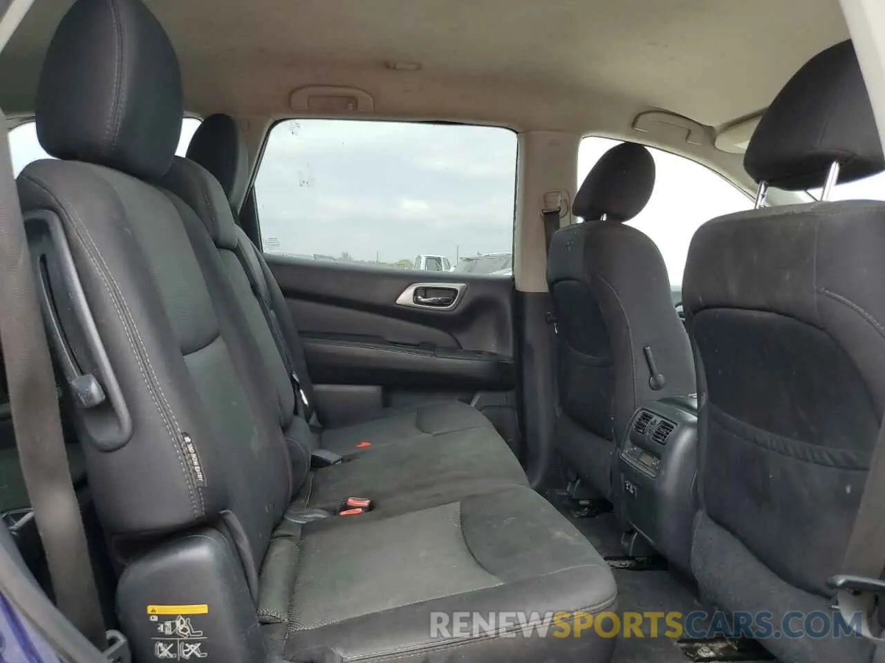 11 Photograph of a damaged car 5N1DR2MN9KC579849 NISSAN PATHFINDER 2019