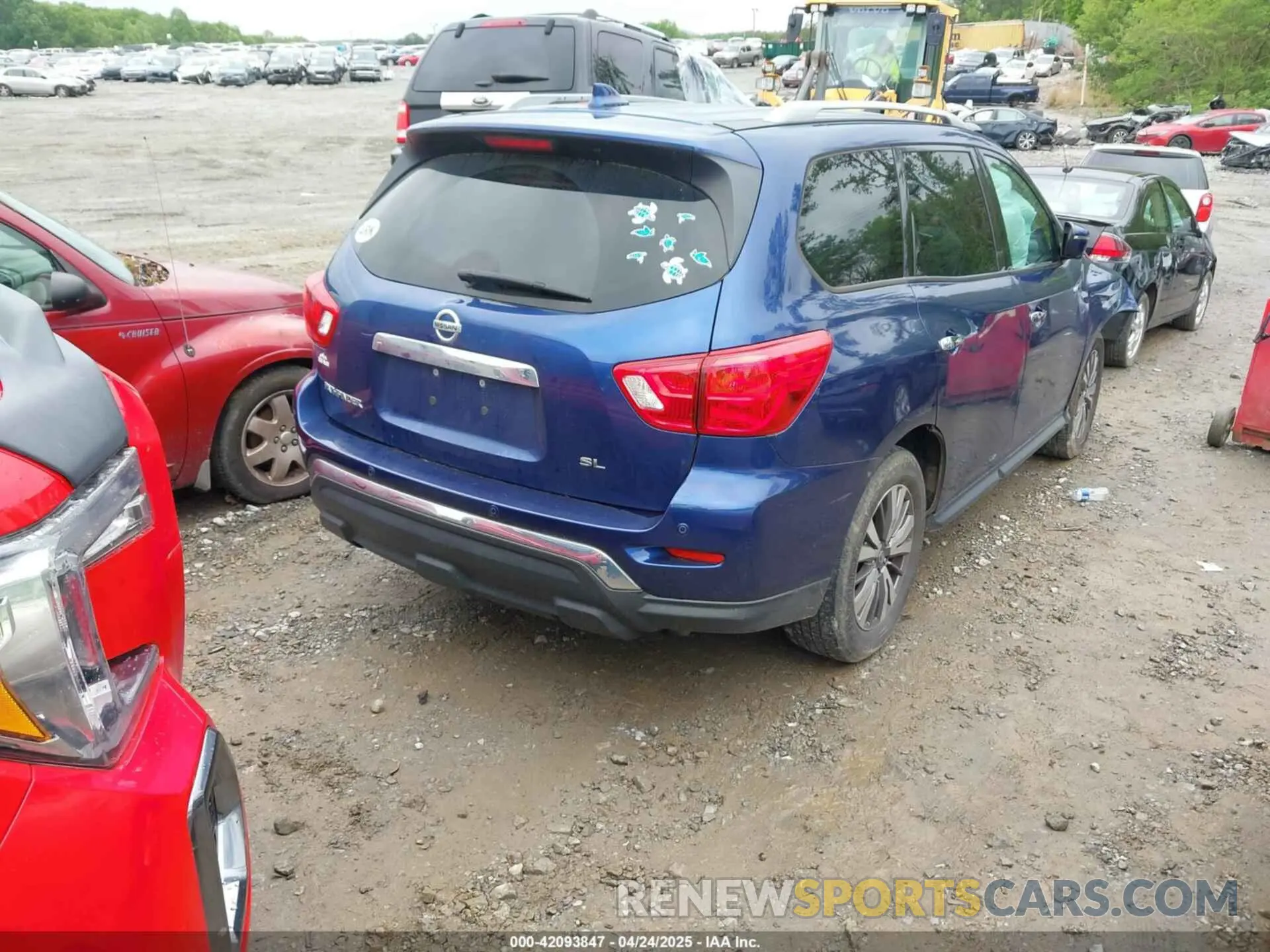 4 Photograph of a damaged car 5N1DR2MN9KC620979 NISSAN PATHFINDER 2019