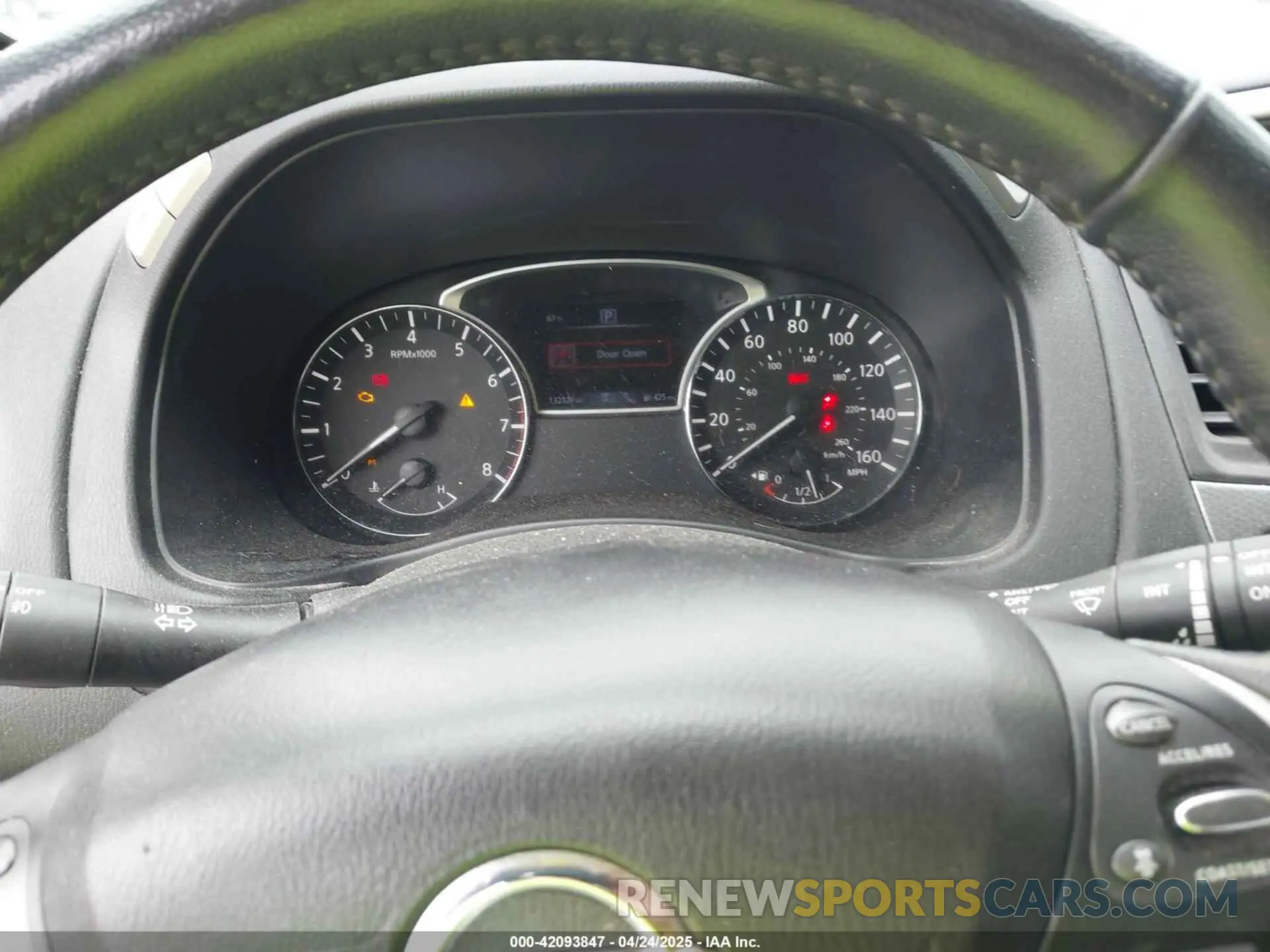 7 Photograph of a damaged car 5N1DR2MN9KC620979 NISSAN PATHFINDER 2019