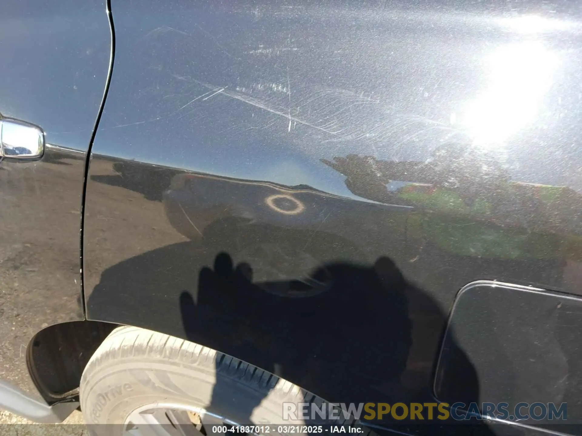 19 Photograph of a damaged car 5N1DR2AM3LC628413 NISSAN PATHFINDER 2020