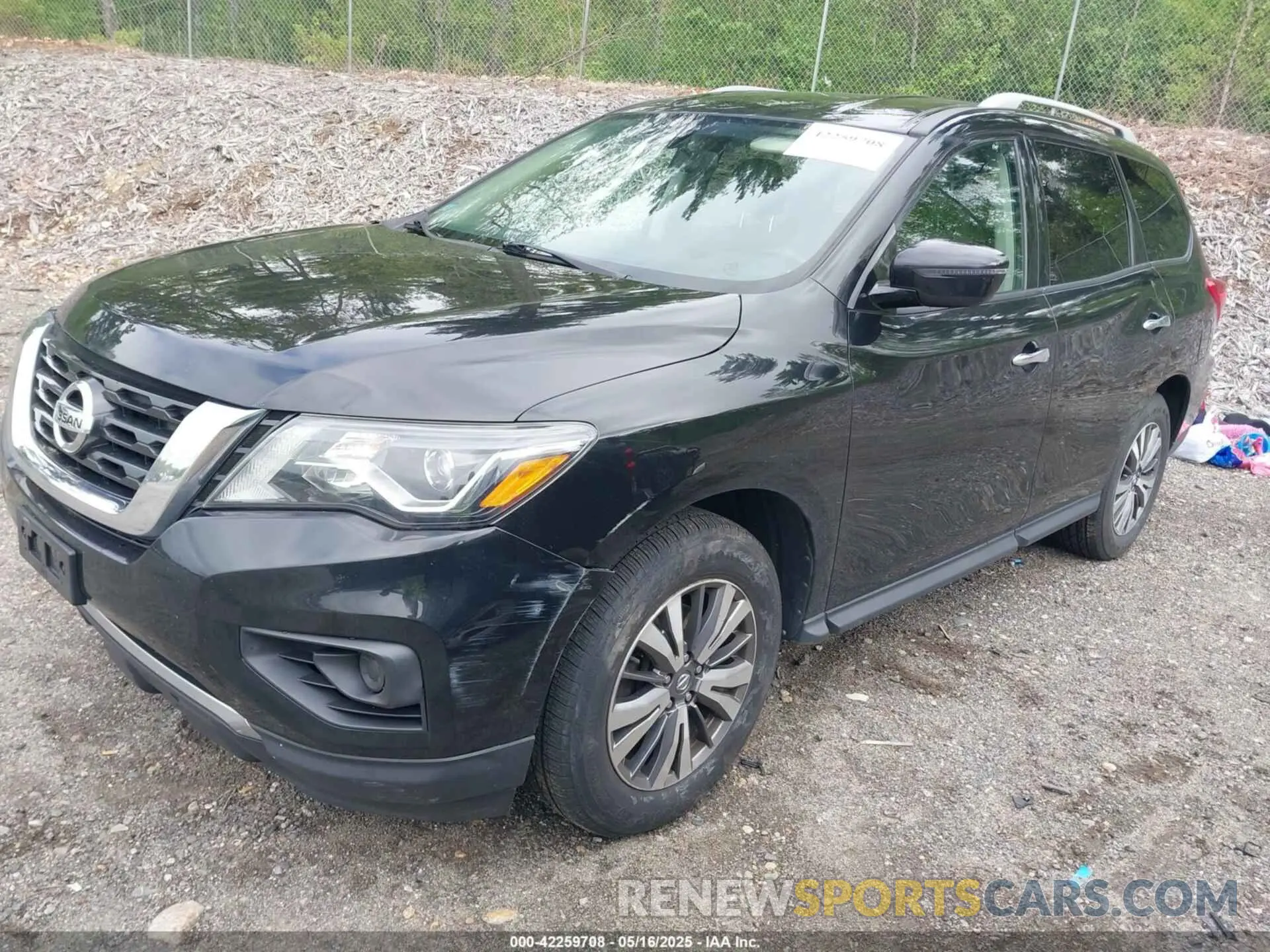 2 Photograph of a damaged car 5N1DR2AM5LC585886 NISSAN PATHFINDER 2020