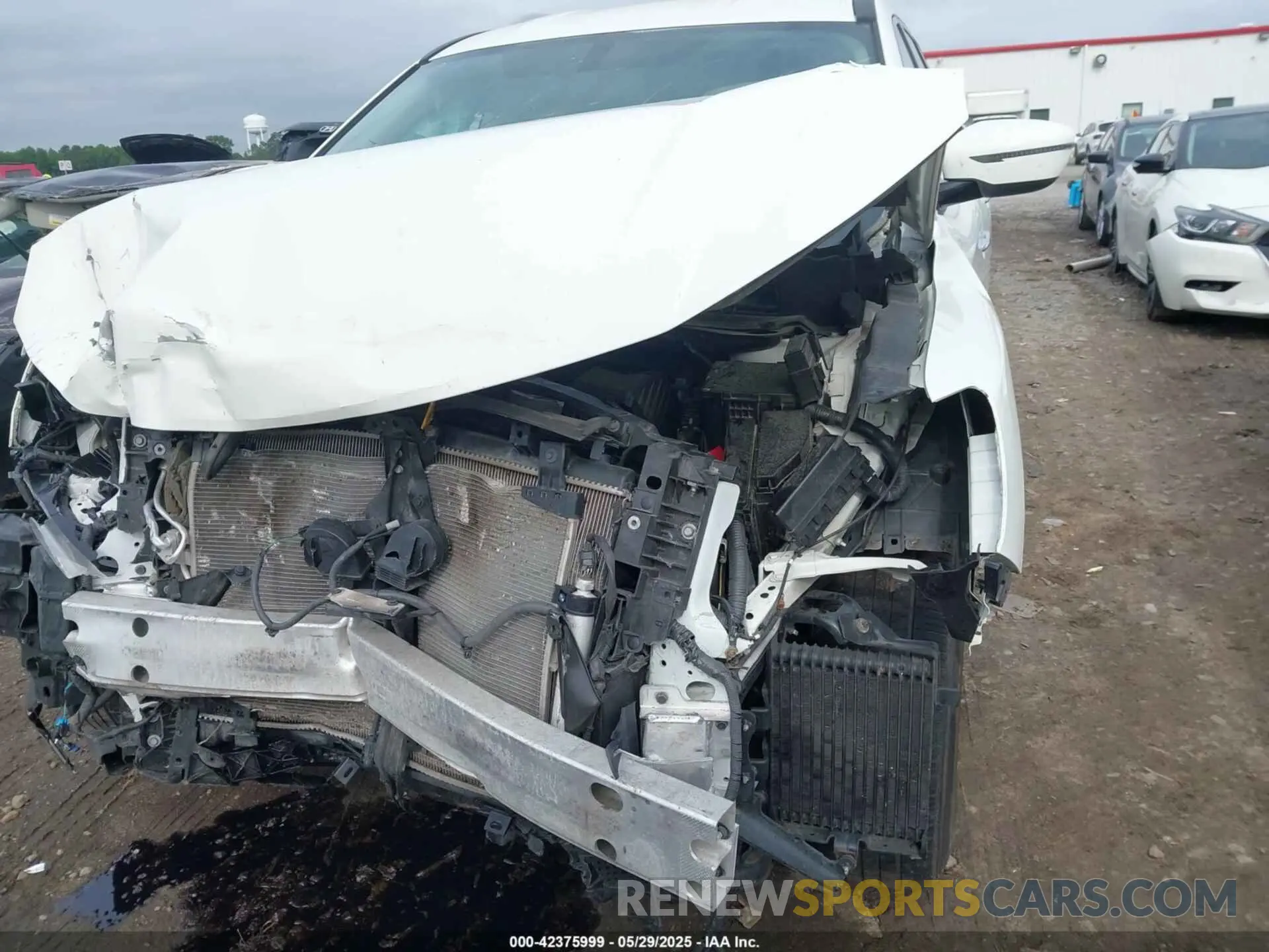 6 Photograph of a damaged car 5N1DR2AM6LC631385 NISSAN PATHFINDER 2020