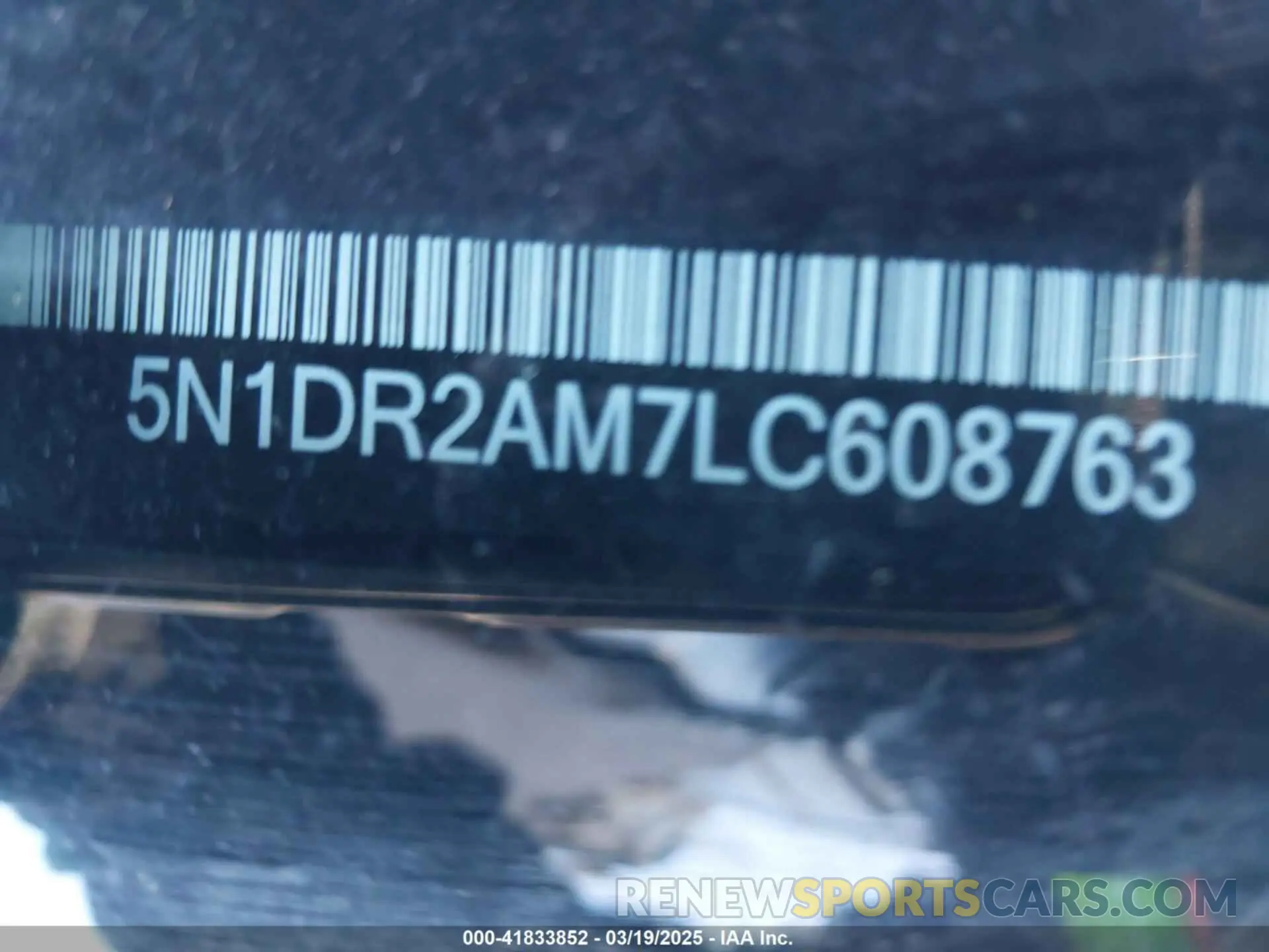 17 Photograph of a damaged car 5N1DR2AM7LC608763 NISSAN PATHFINDER 2020
