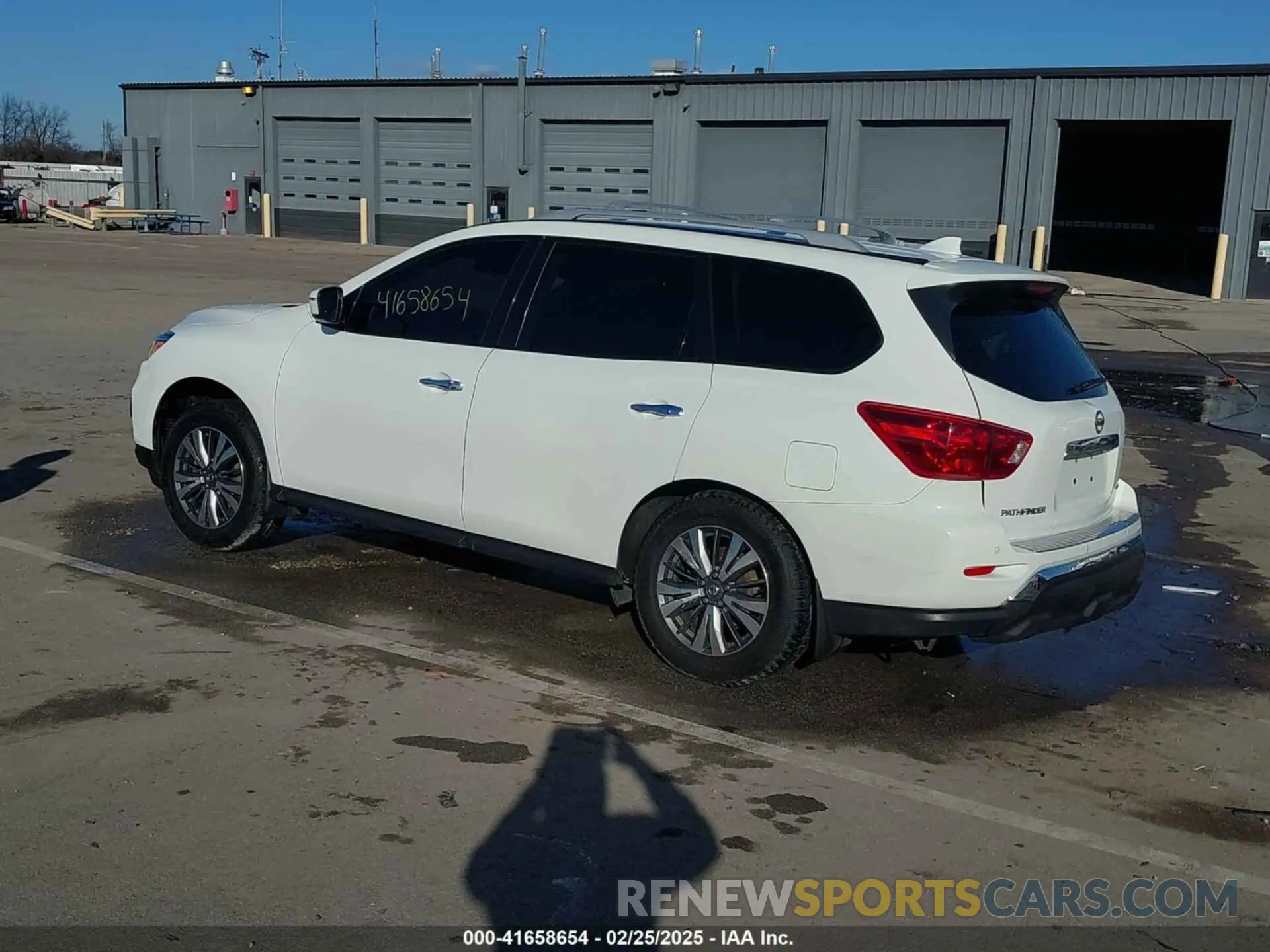 3 Photograph of a damaged car 5N1DR2AMXLC621393 NISSAN PATHFINDER 2020