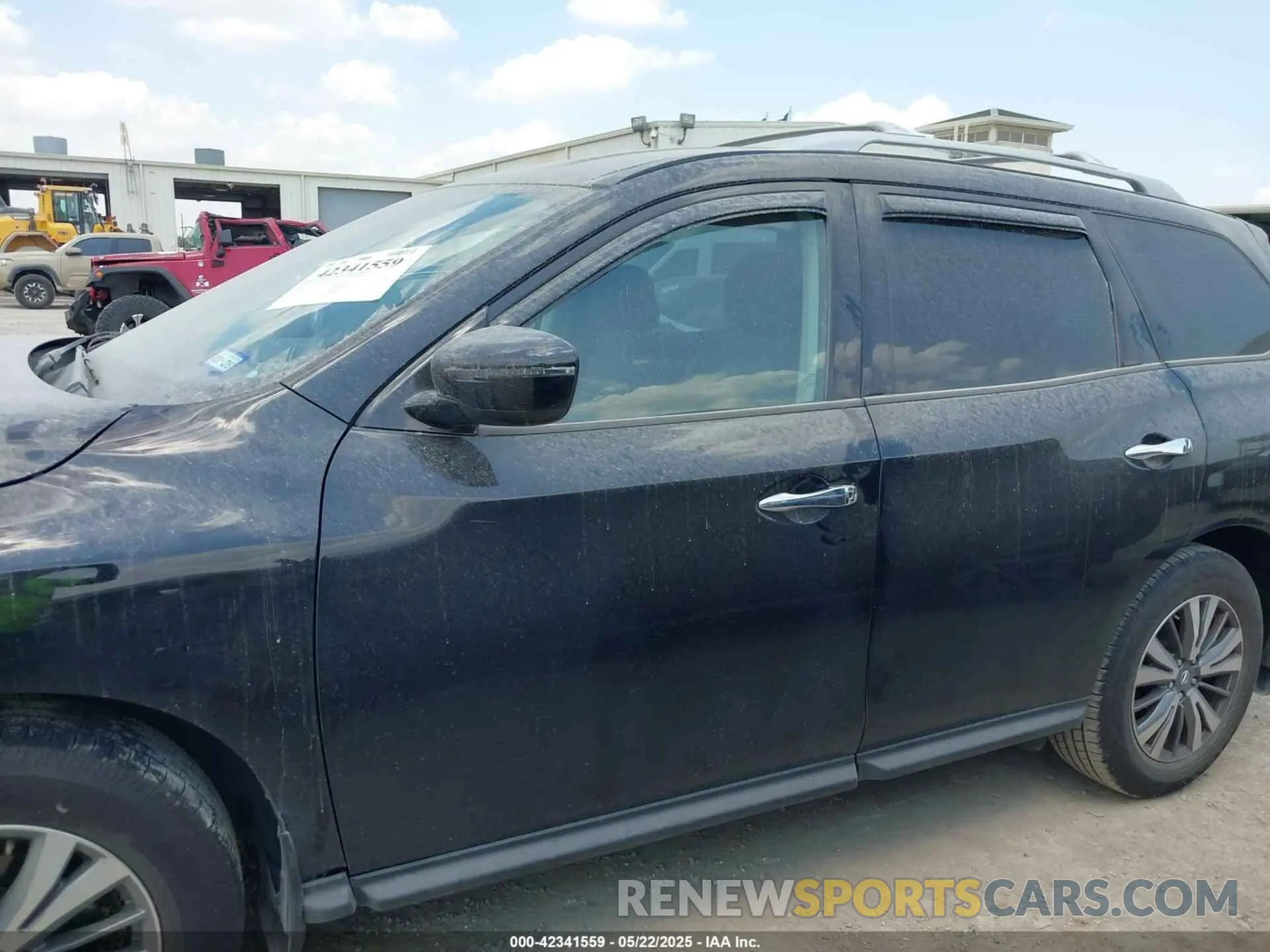 15 Photograph of a damaged car 5N1DR2AN0LC598957 NISSAN PATHFINDER 2020