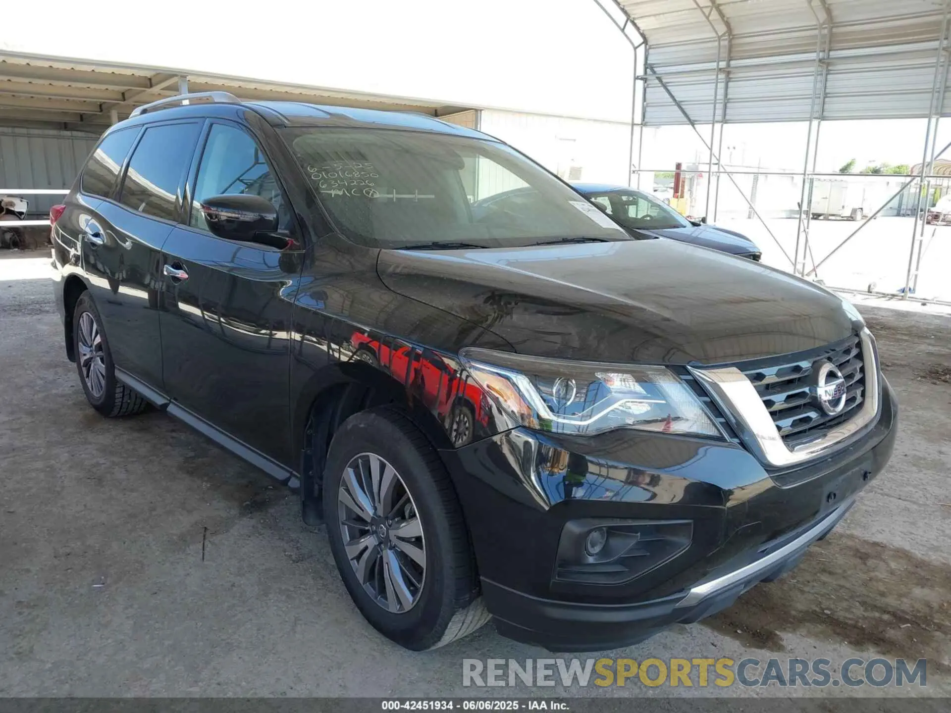 1 Photograph of a damaged car 5N1DR2AN0LC634226 NISSAN PATHFINDER 2020