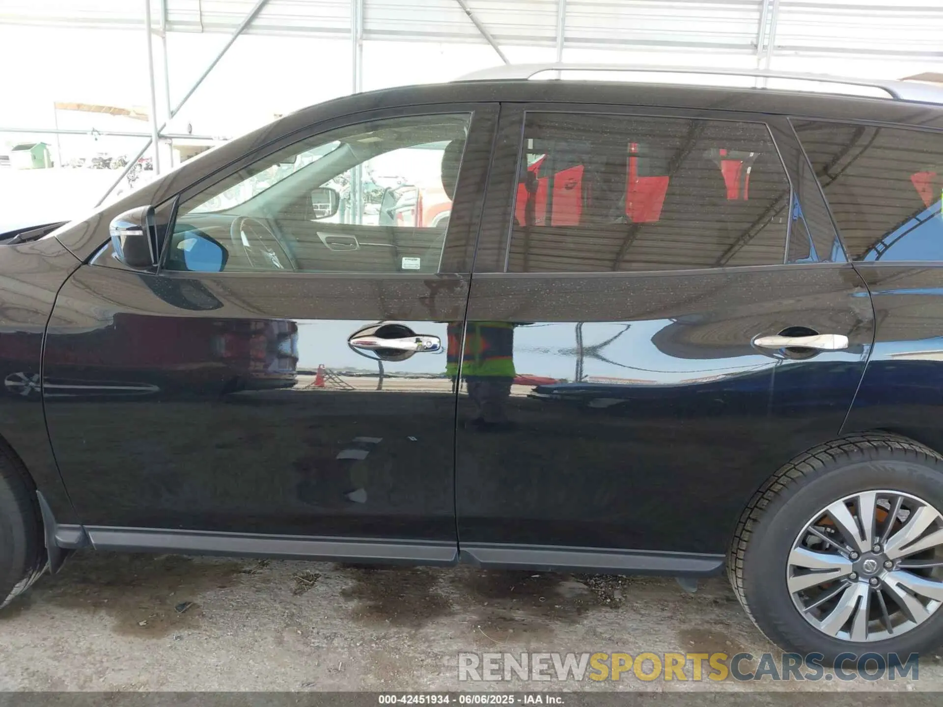 13 Photograph of a damaged car 5N1DR2AN0LC634226 NISSAN PATHFINDER 2020