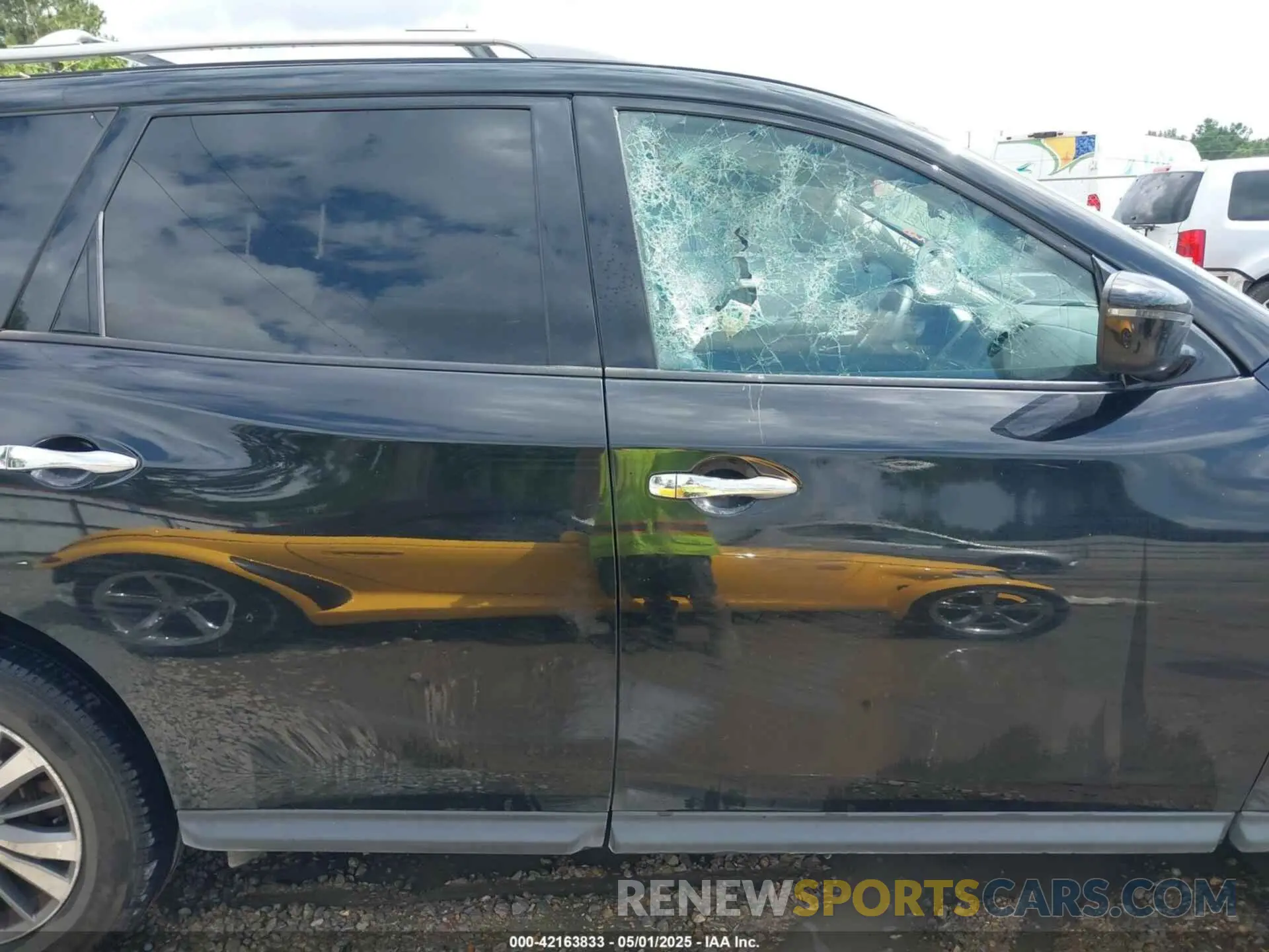 14 Photograph of a damaged car 5N1DR2AN3LC623110 NISSAN PATHFINDER 2020