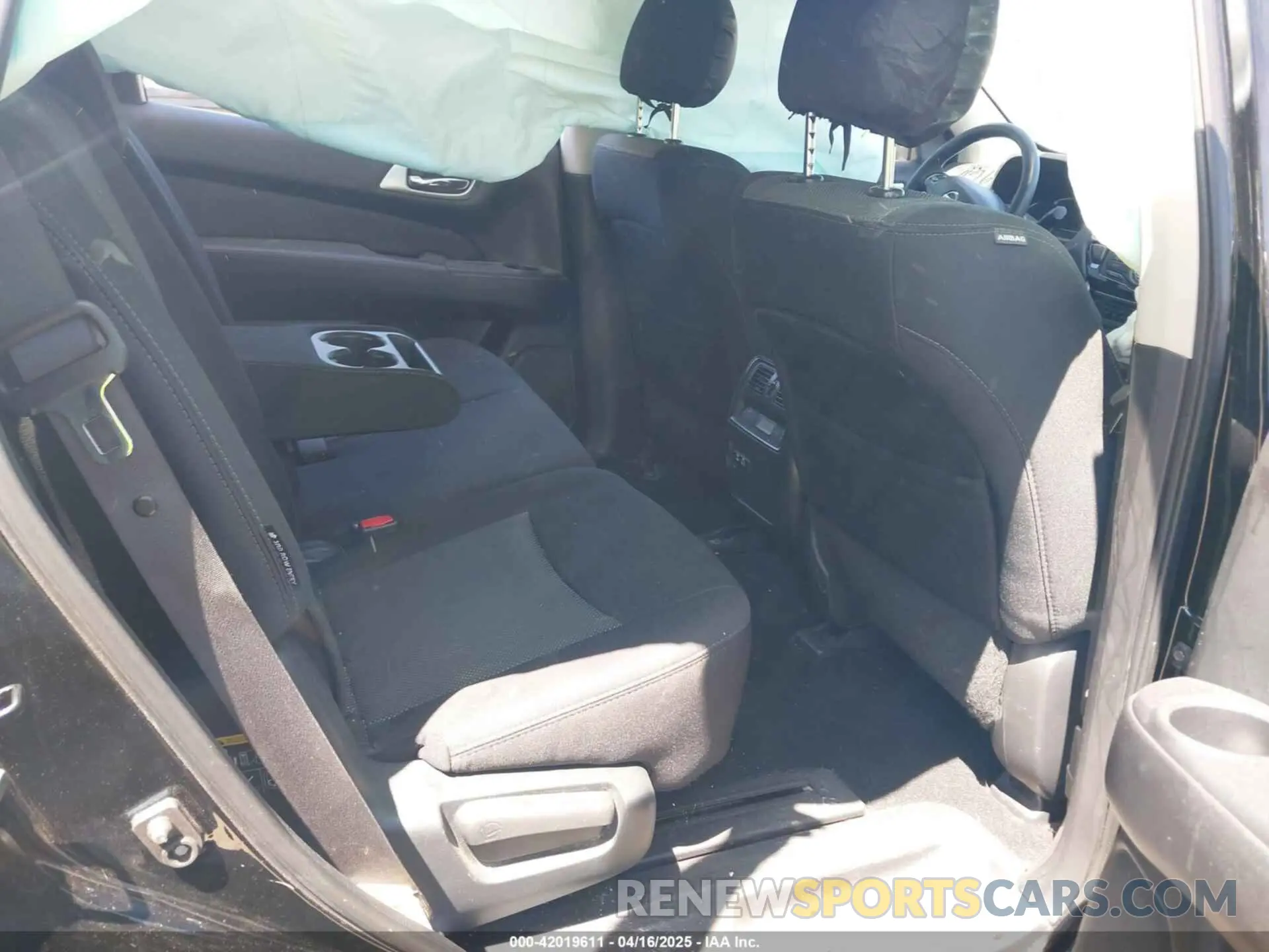 8 Photograph of a damaged car 5N1DR2AN3LC625293 NISSAN PATHFINDER 2020